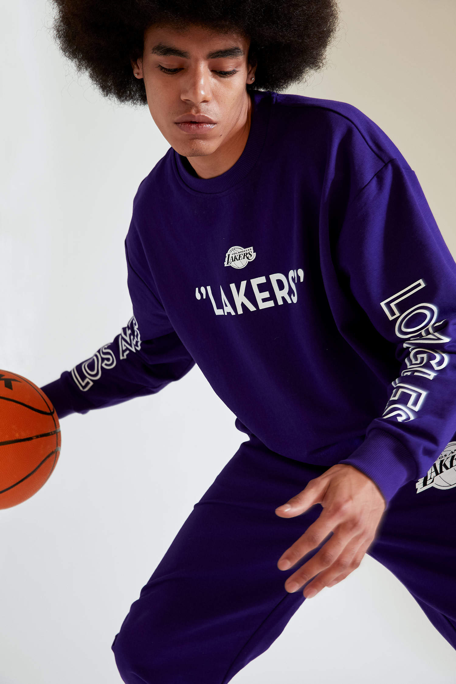 Defacto NBA Lisanslı Oversize Unisex Sweatshirt ve Eşofman Altı Takım. 3
