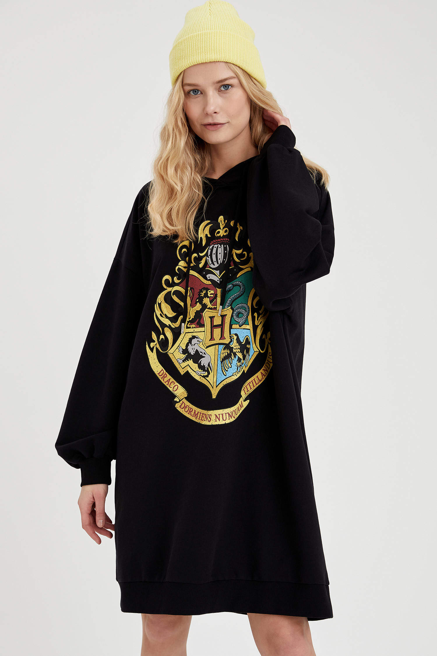 Defacto Harry Potter Lisanslı Kapüşonlu Oversize Sweat Elbise. 3