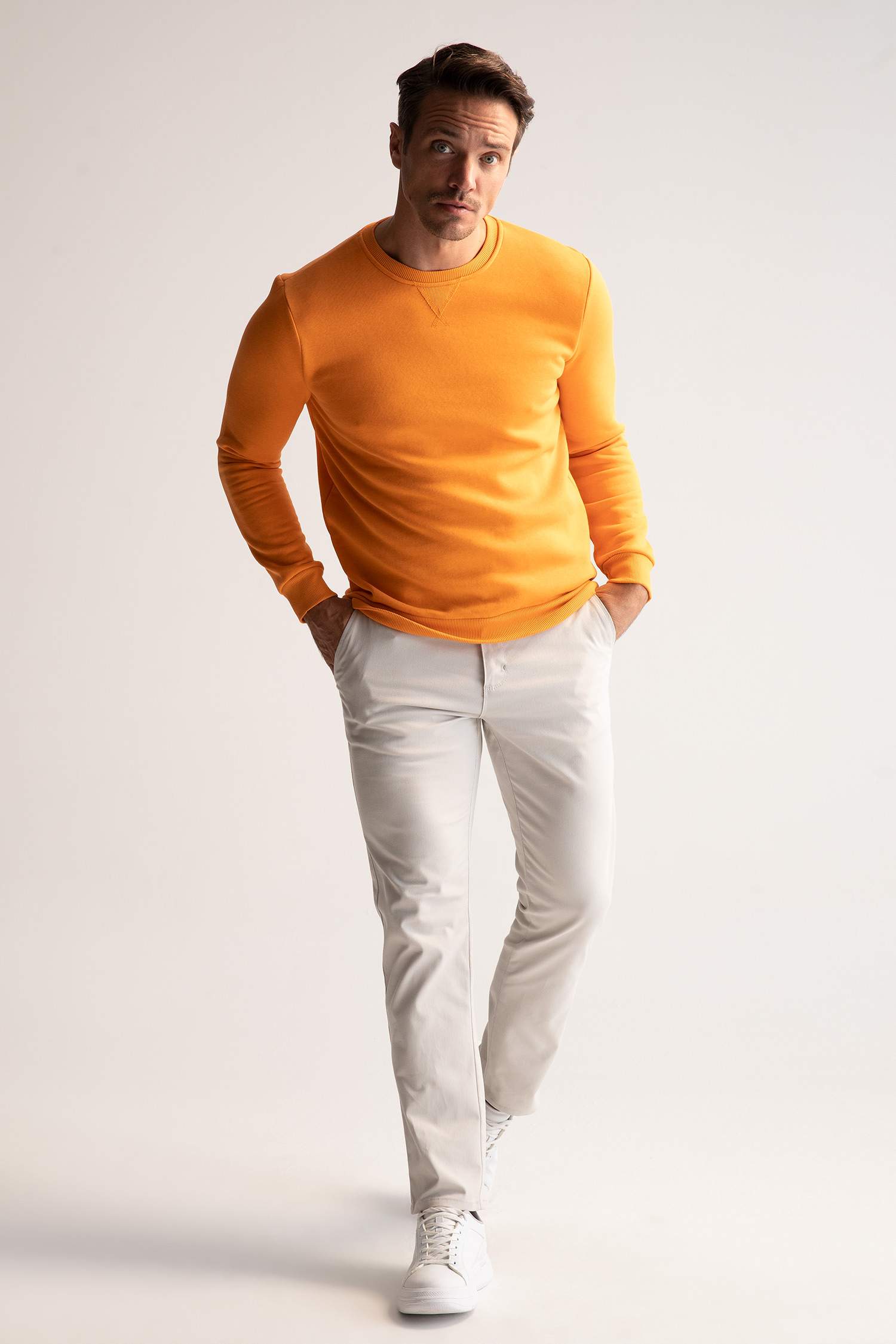 Свитшот стандартного кроя для мужчин