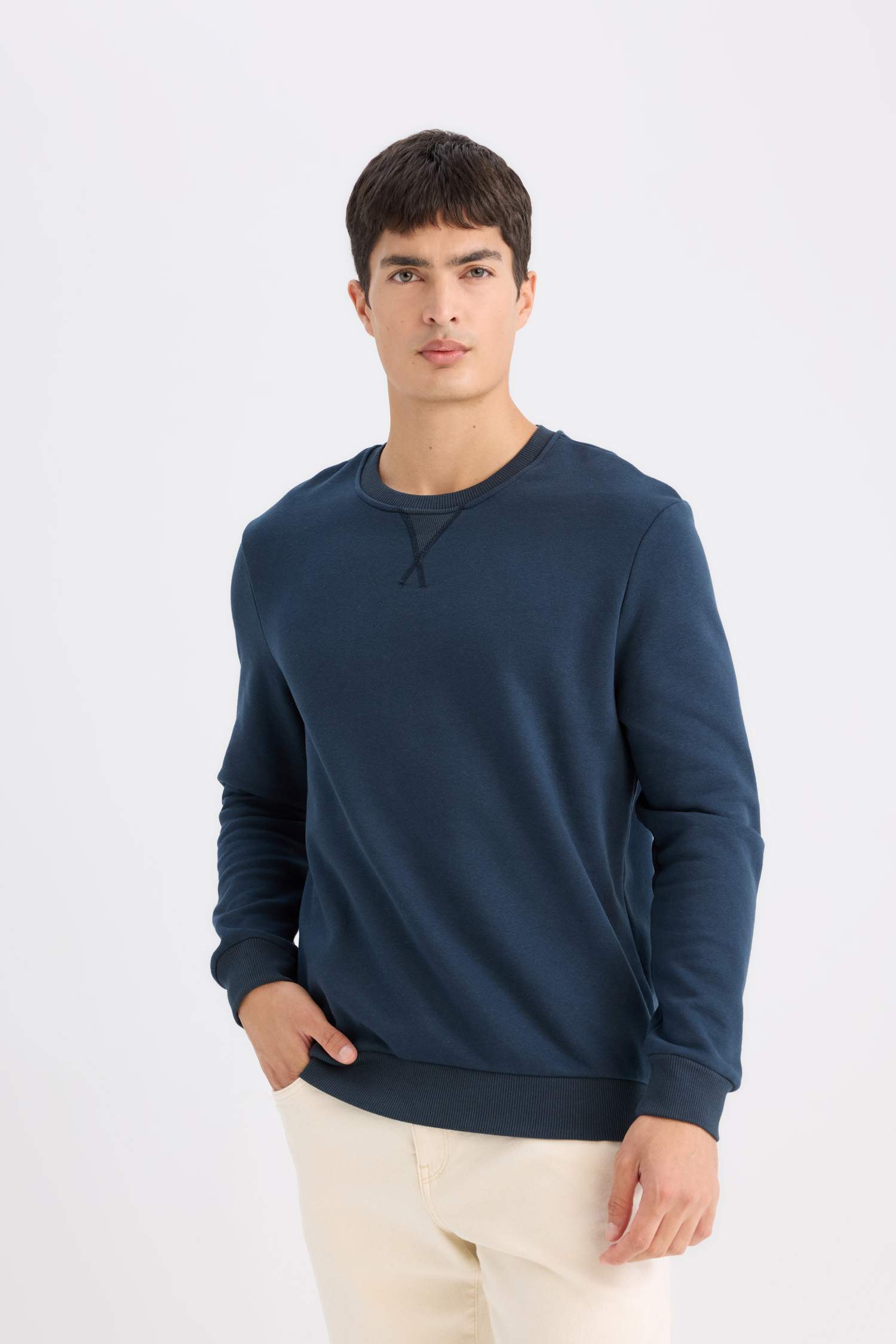 Regular Fit Bisiklet Yaka Kalın Basic Düz Sweatshirt