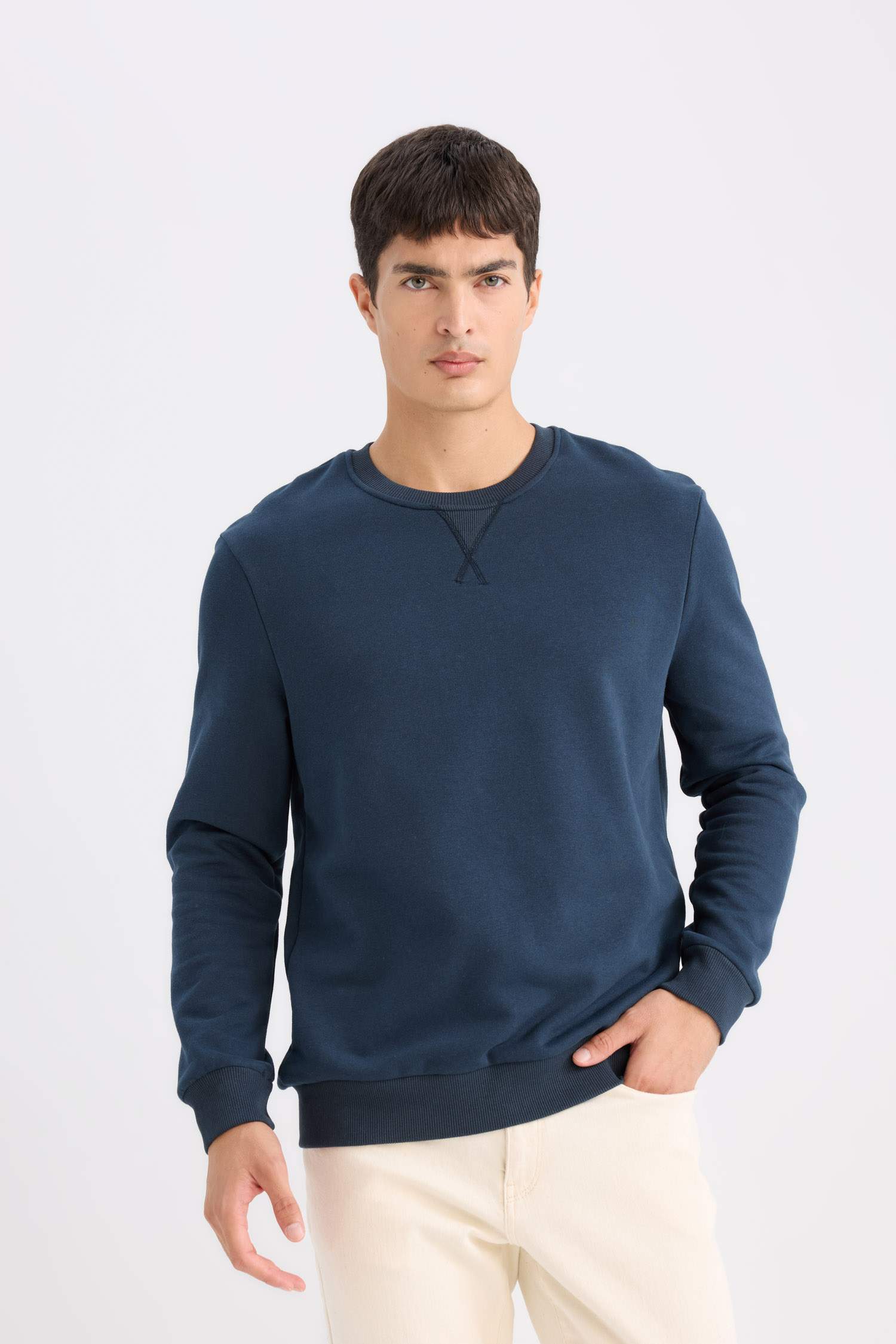 Regular Fit Bisiklet Yaka Kalın Basic Düz Sweatshirt