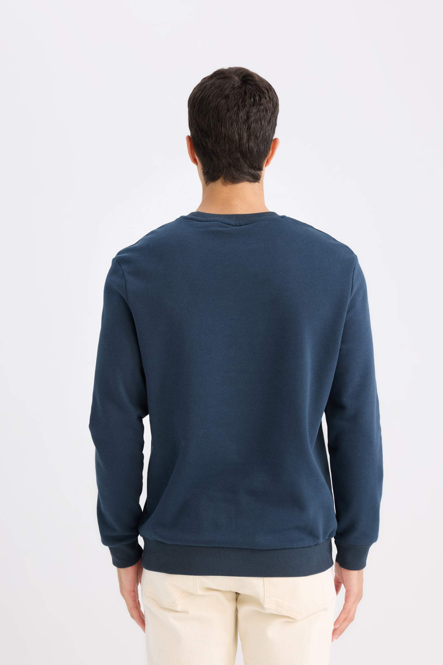 Regular Fit Bisiklet Yaka Kalın Basic Düz Sweatshirt