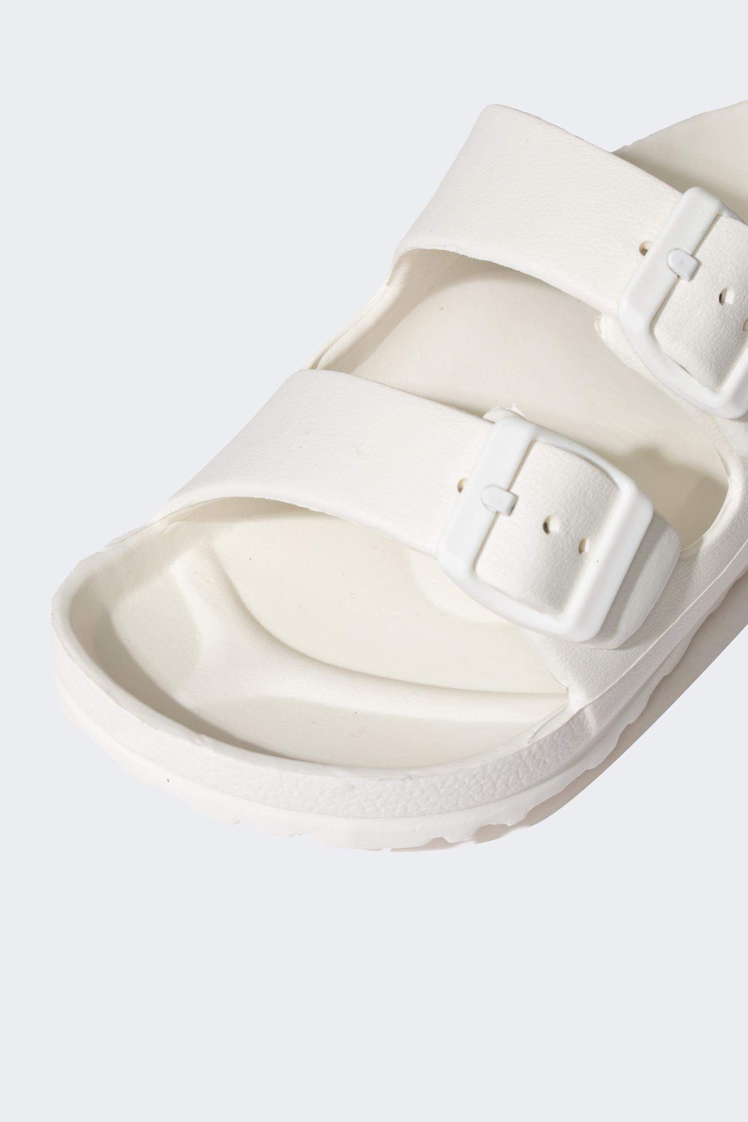 شبشب بناتي إيفا بكعب مسطح