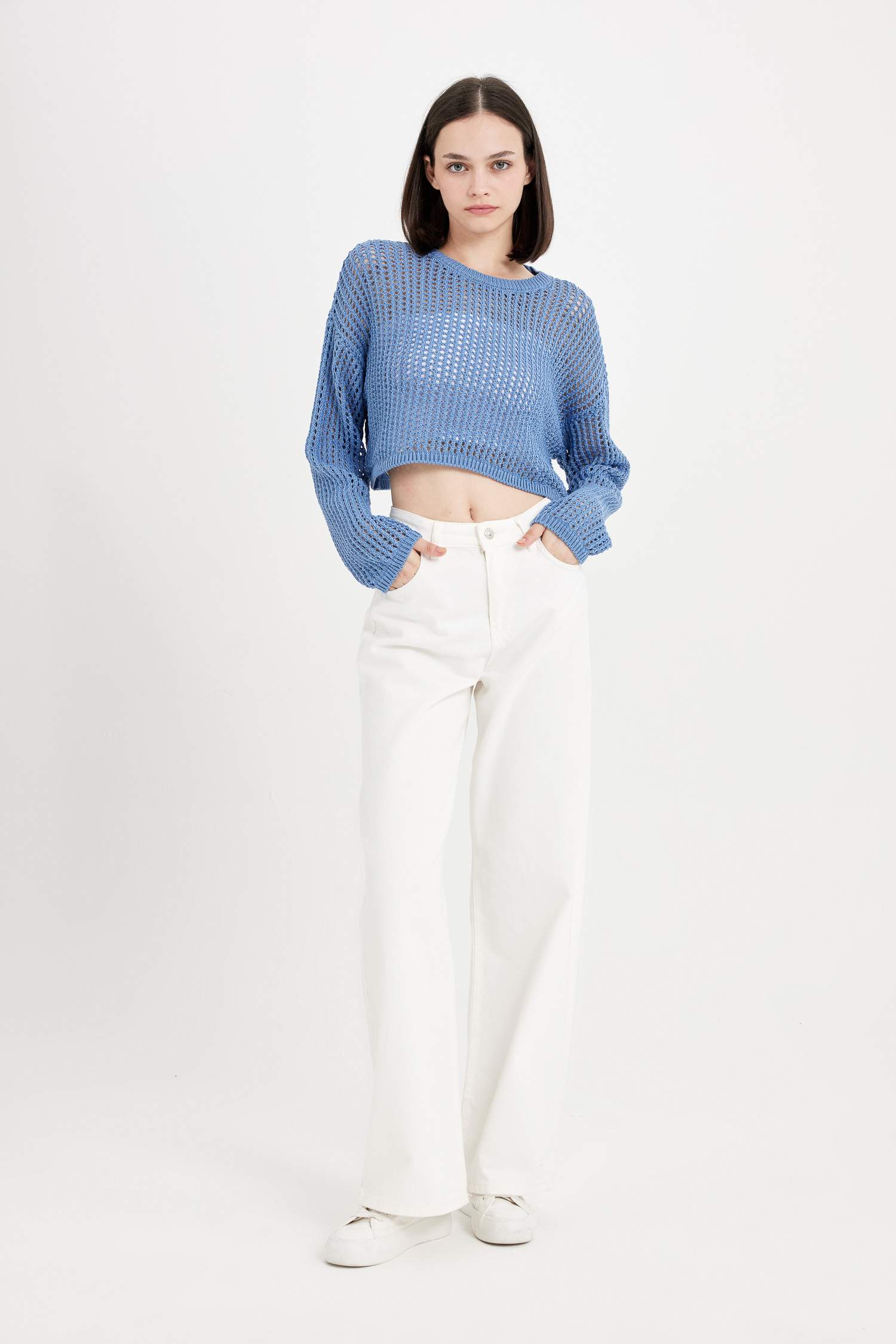 Crew Neck Crochet Crop Pullover