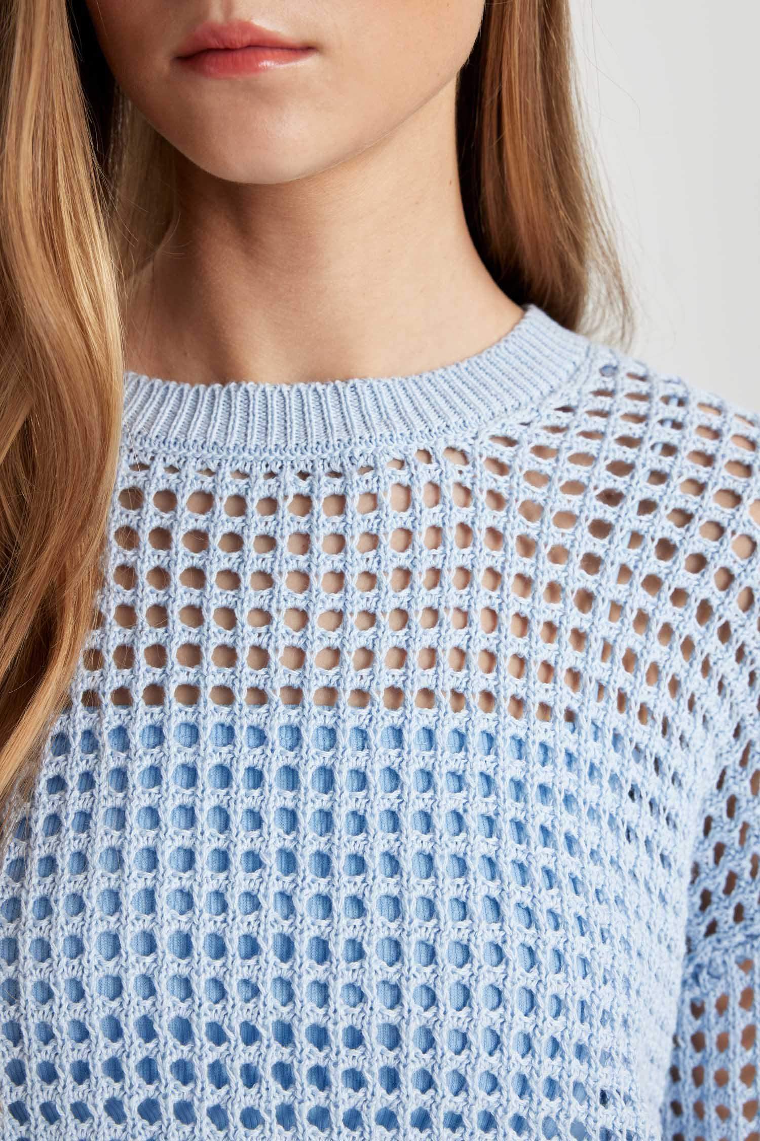 Pull crochet à col rond et coupe régulière