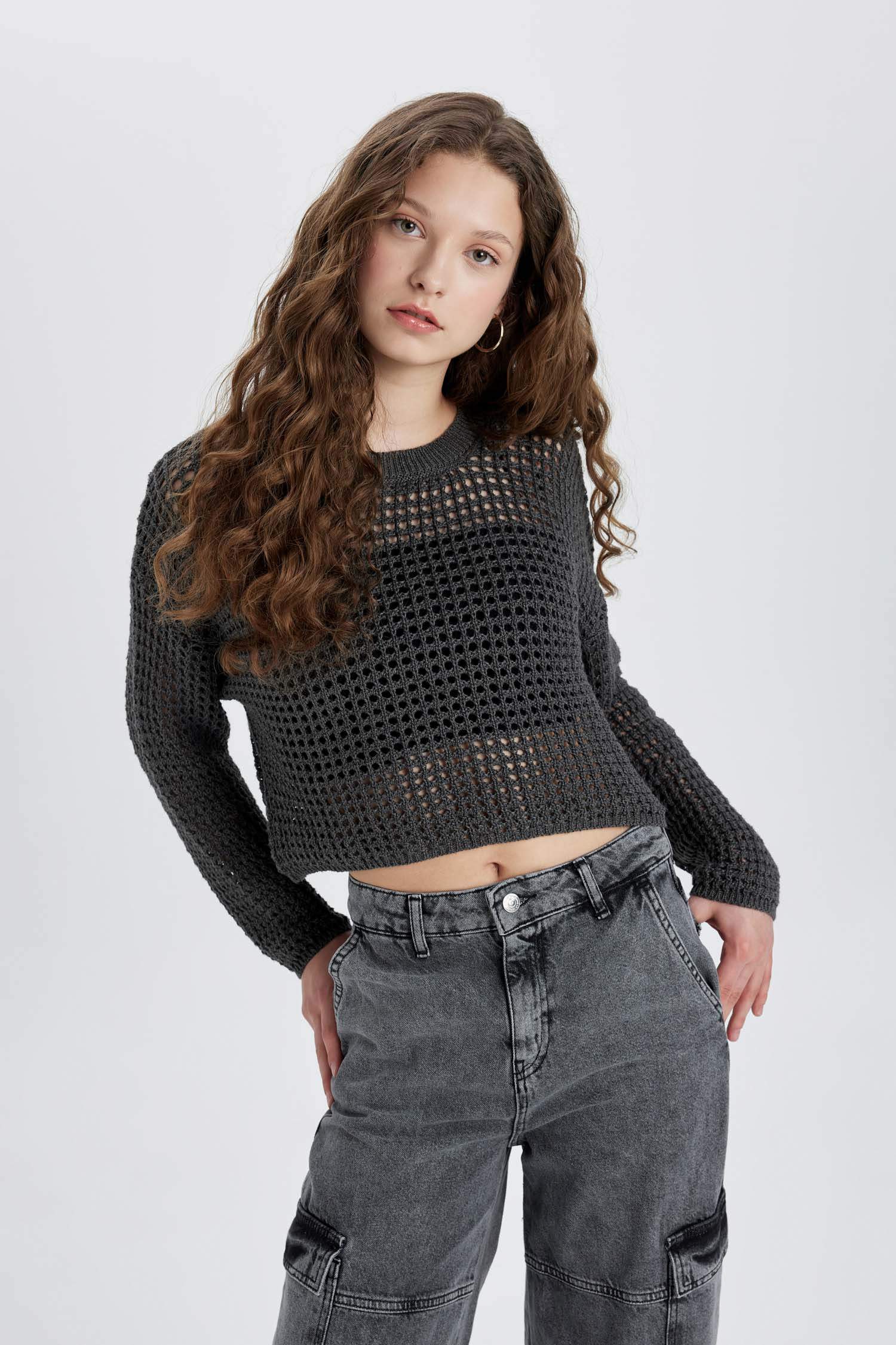 Pull en tricot ajouré à col rond Coupe régulière