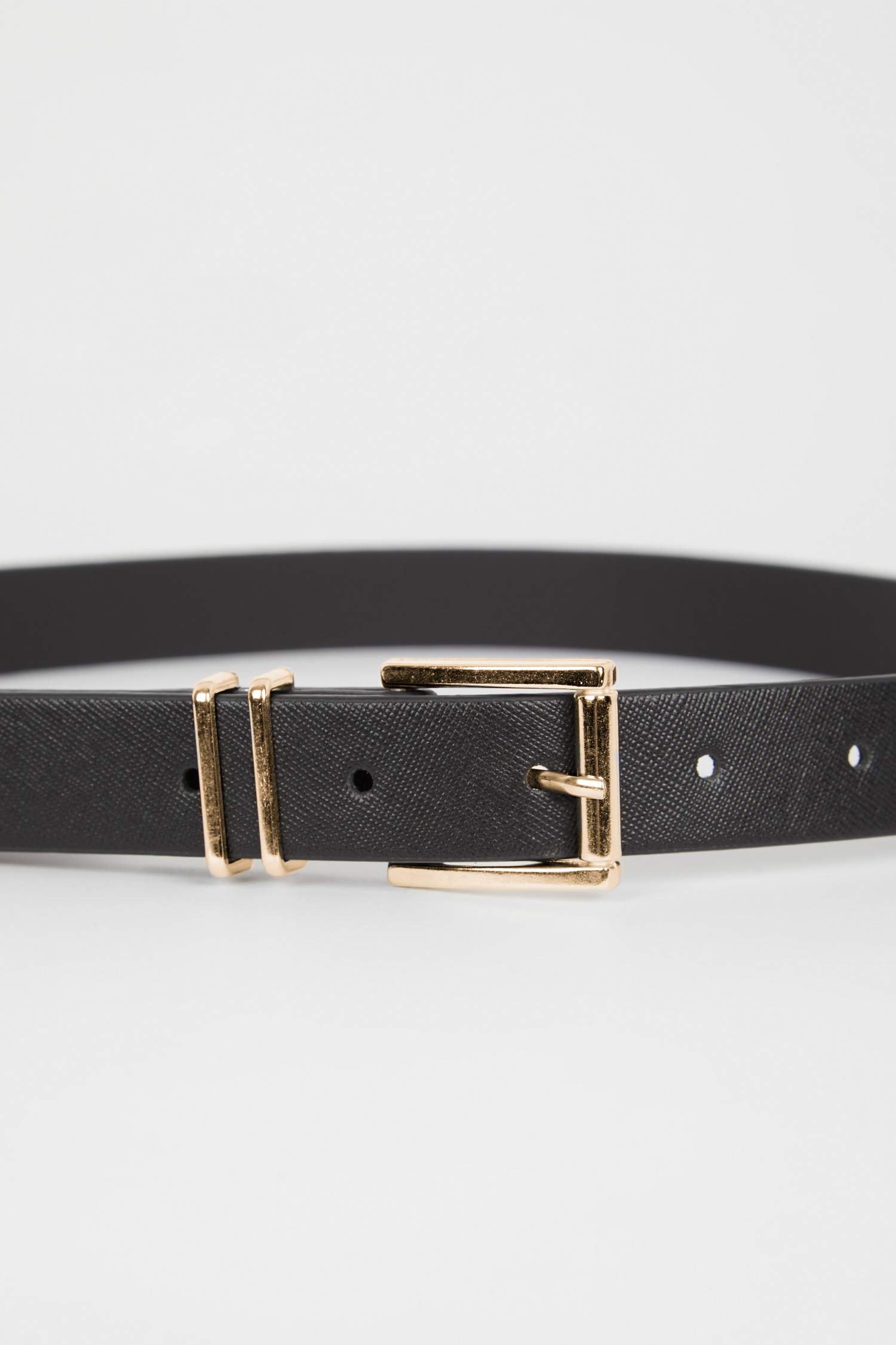 حزام نسائي جلد صناعي بمشبك مربع من قطعتين