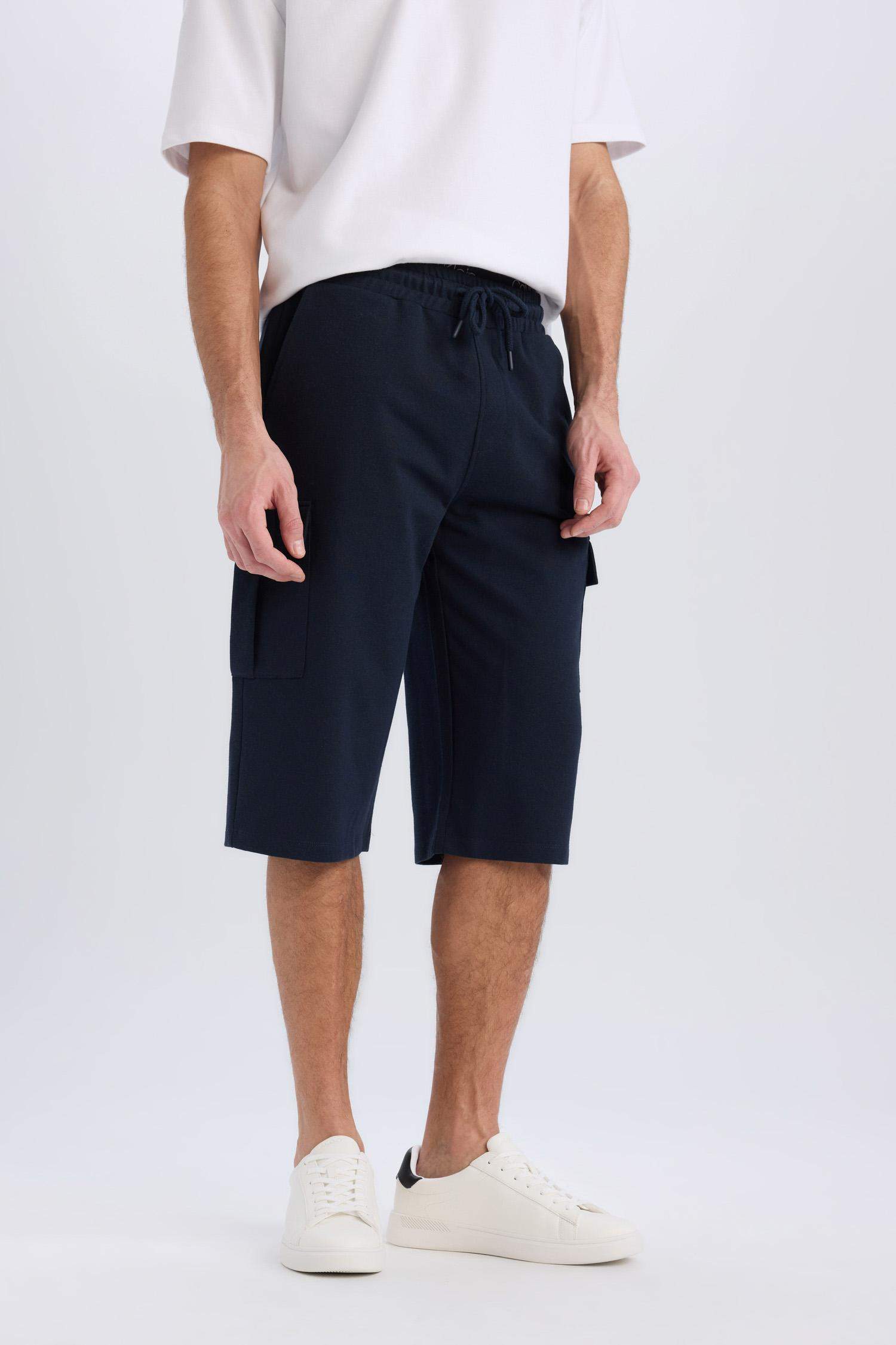 شورت طويل كارجو بيزك سليم فيت بجيب