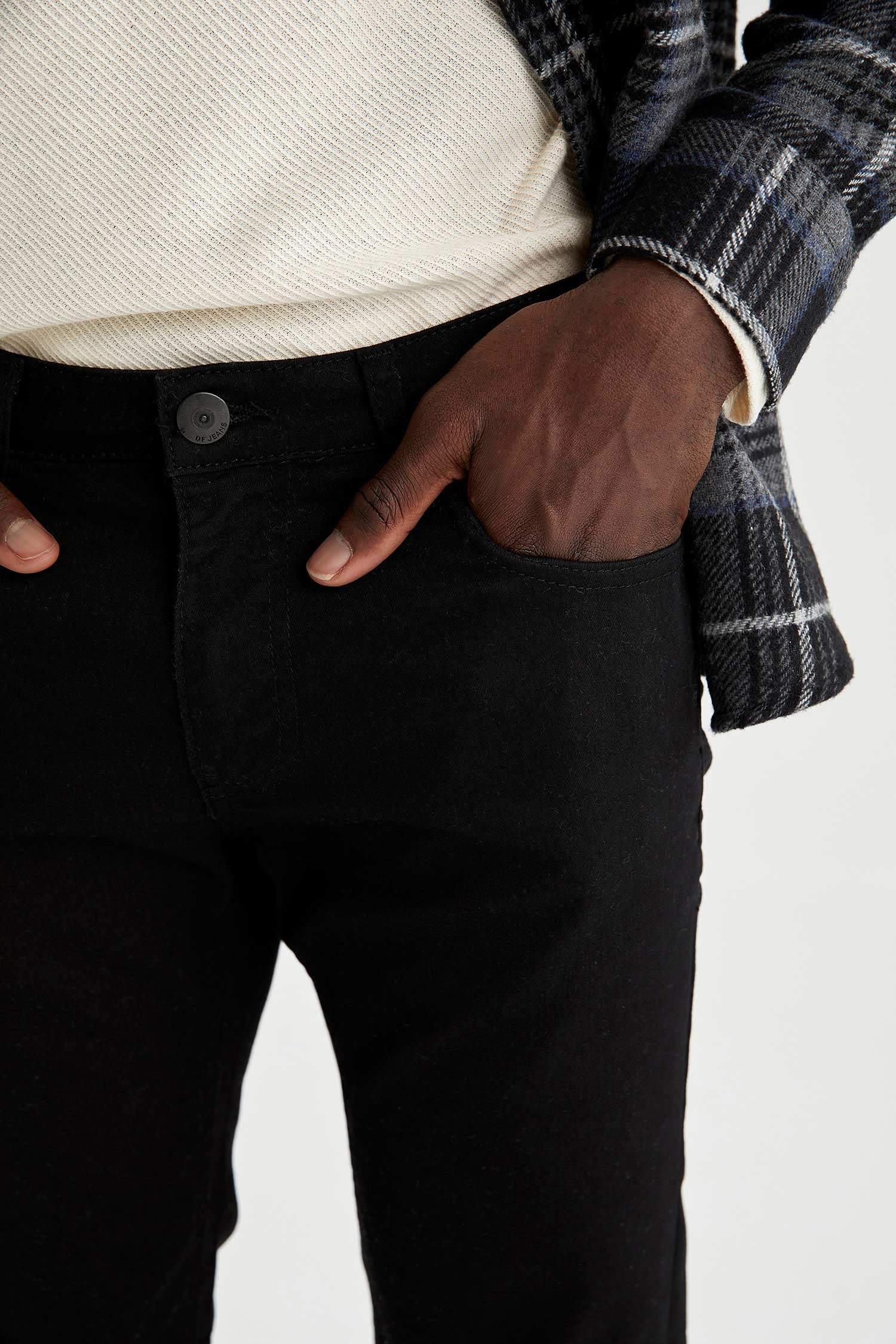 Defacto Sergio Regular Fit Normal Bel Boru Paça Siyah Jean Pantolon. 4