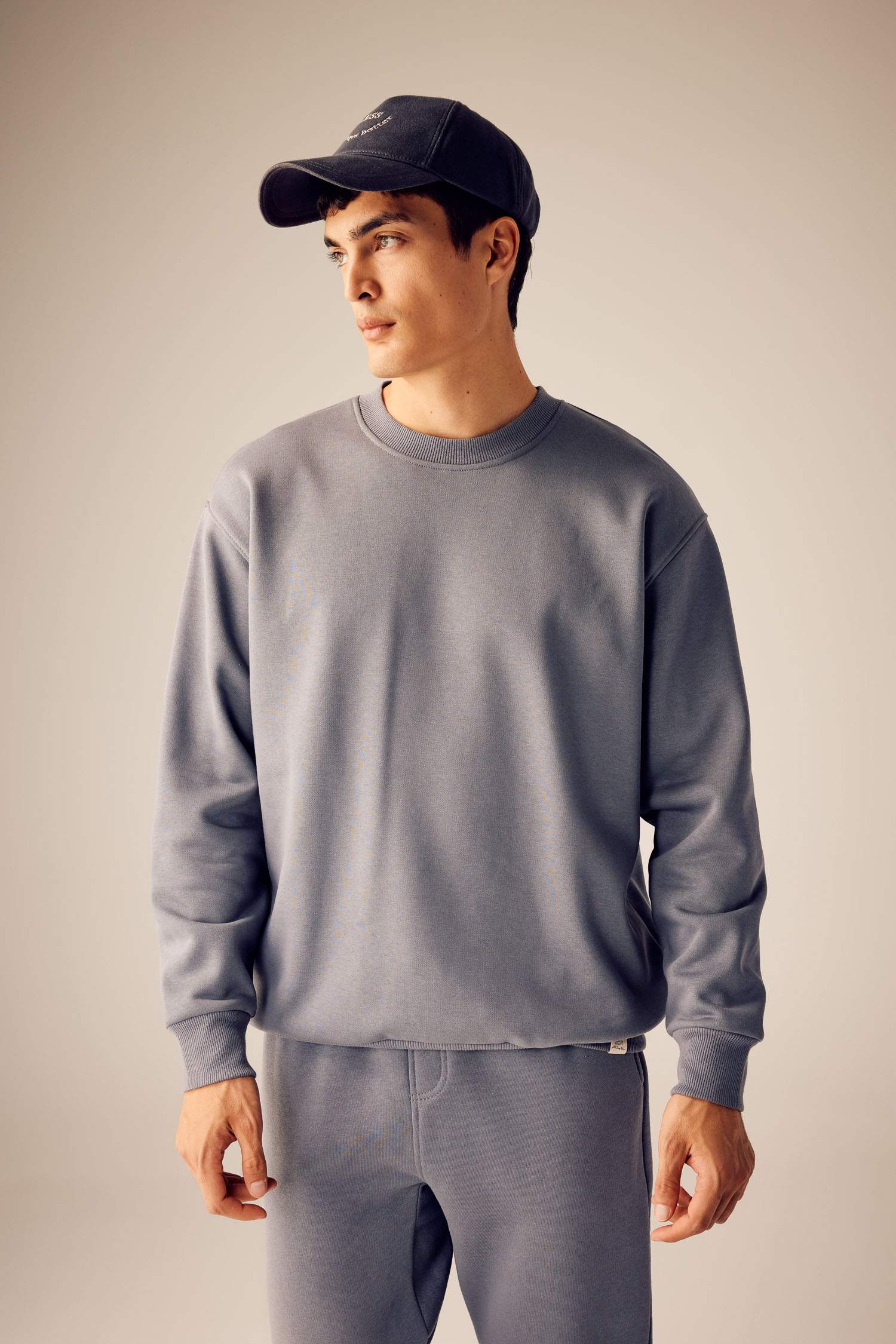Oversize Geniş Kalıp Bisiklet Yaka Basic Düz Sweatshirt