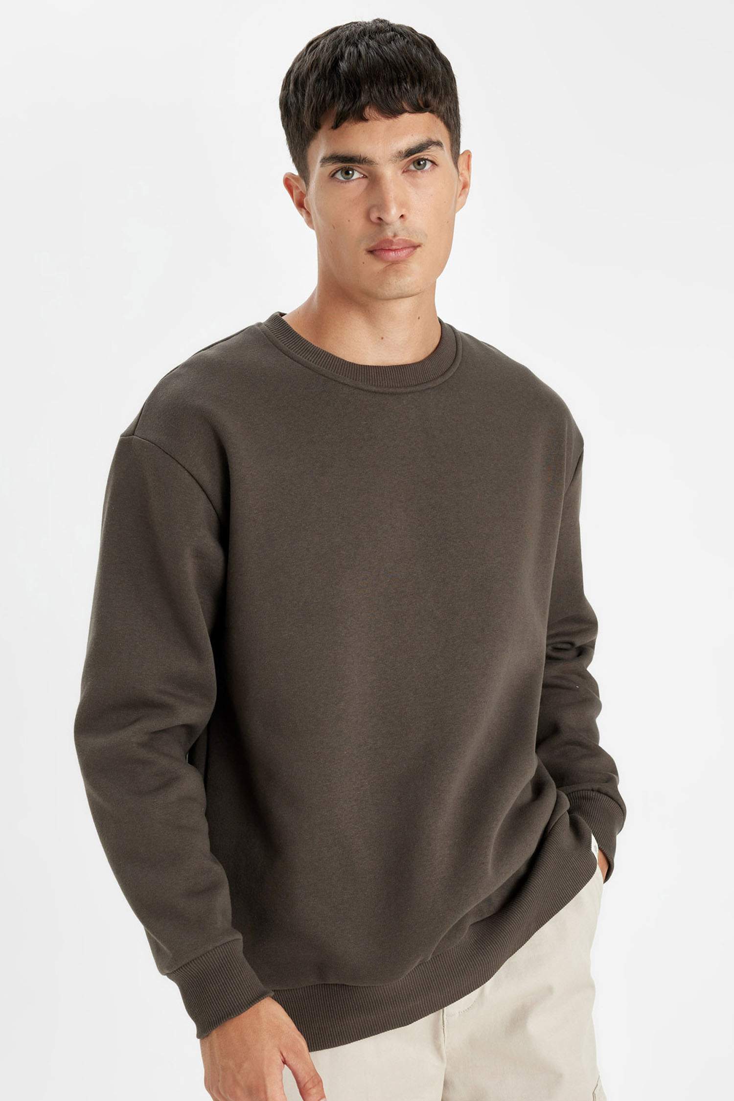 Oversize Geniş Kalıp Bisiklet Yaka Kalın Basic Düz Sweatshirt