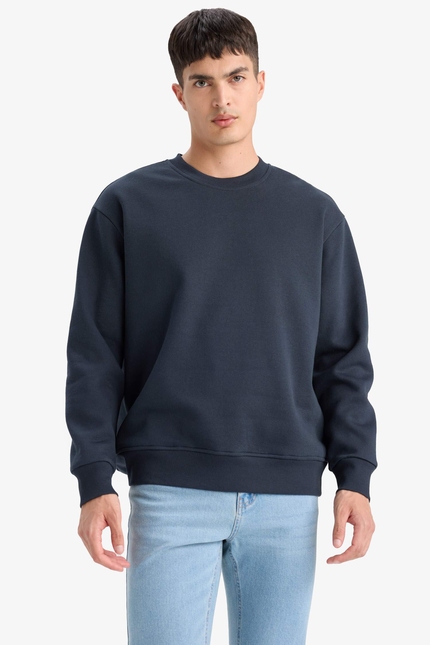 Relax Fit Bisiklet Yaka Kalın İçi Yumuşak Tüylü Basic Düz Sweatshirt