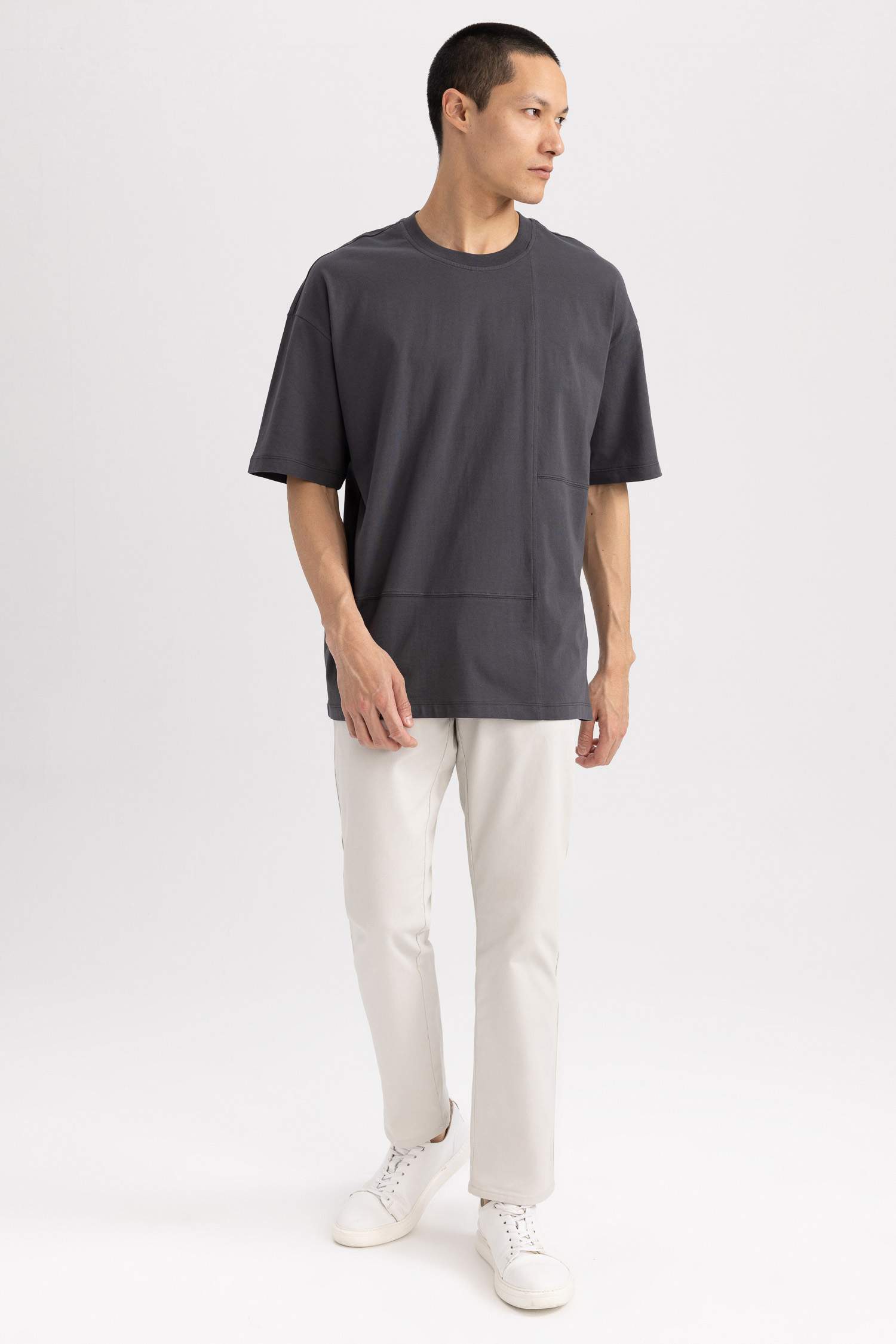 Футболка оверсайз с круглым вырезом из хлопка