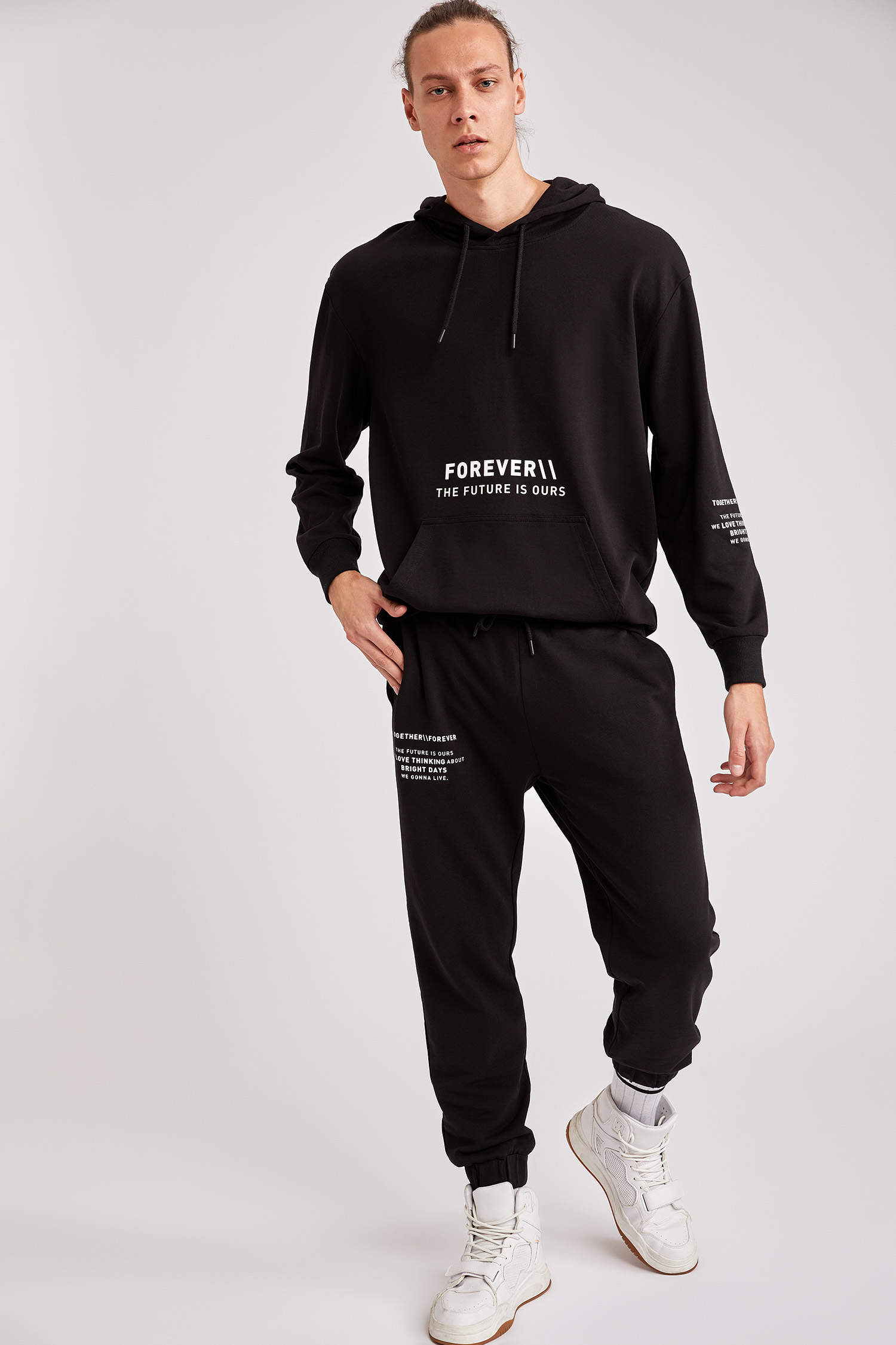 Defacto Oversize Fit Sweatshirt ve Jogger Eşofman Altı Takım. 4