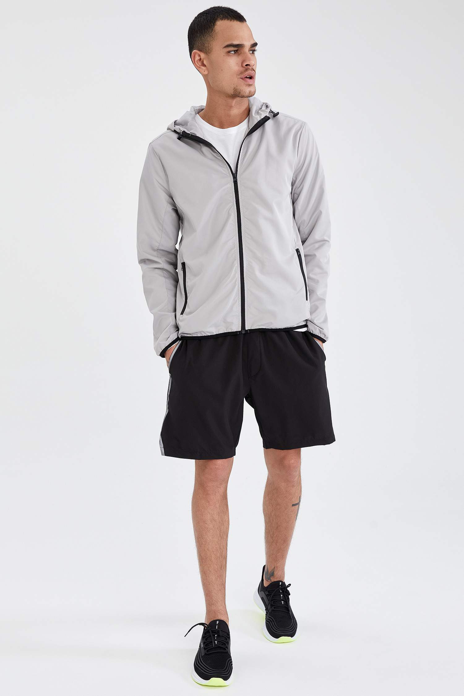 radkin windbreaker