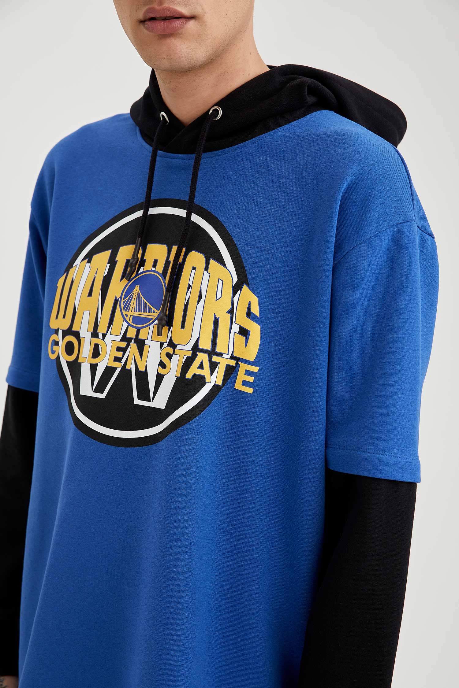 Defacto NBA Golden State Warriors Lisanslı Oversize Fit Kapüşonlu Sweatshirt. 3
