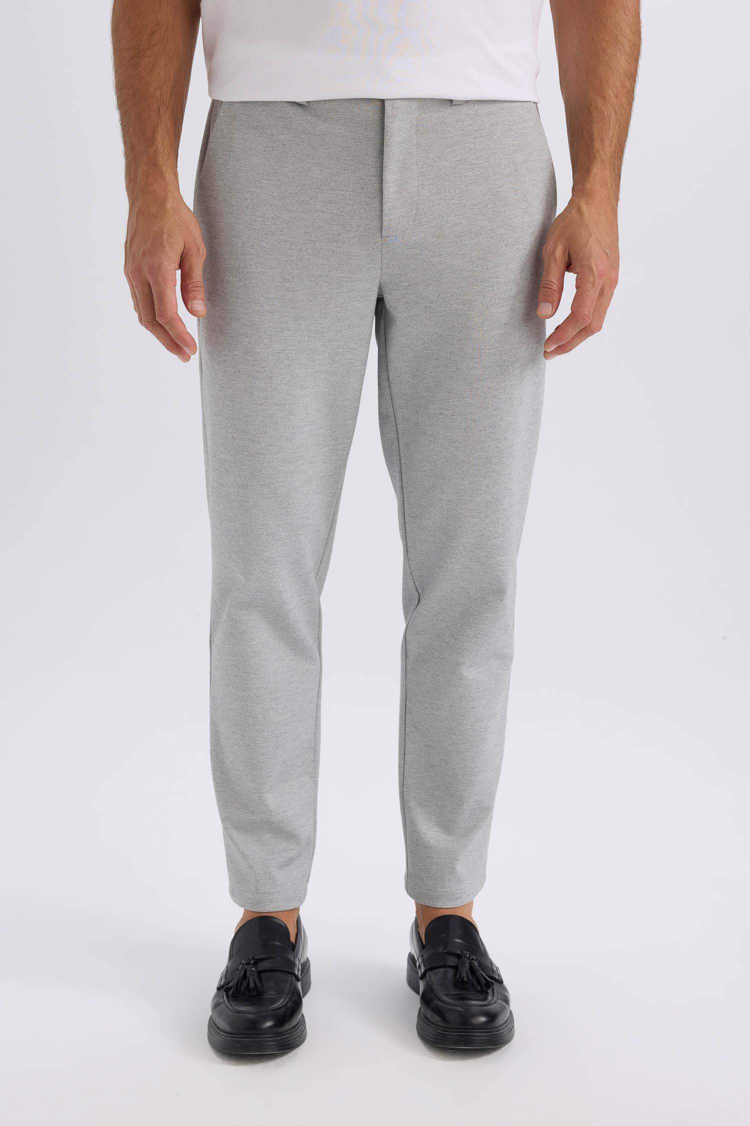 Jogger Düz Paça Her Yöne Esneyen Yazlık Kumaş Pantolon