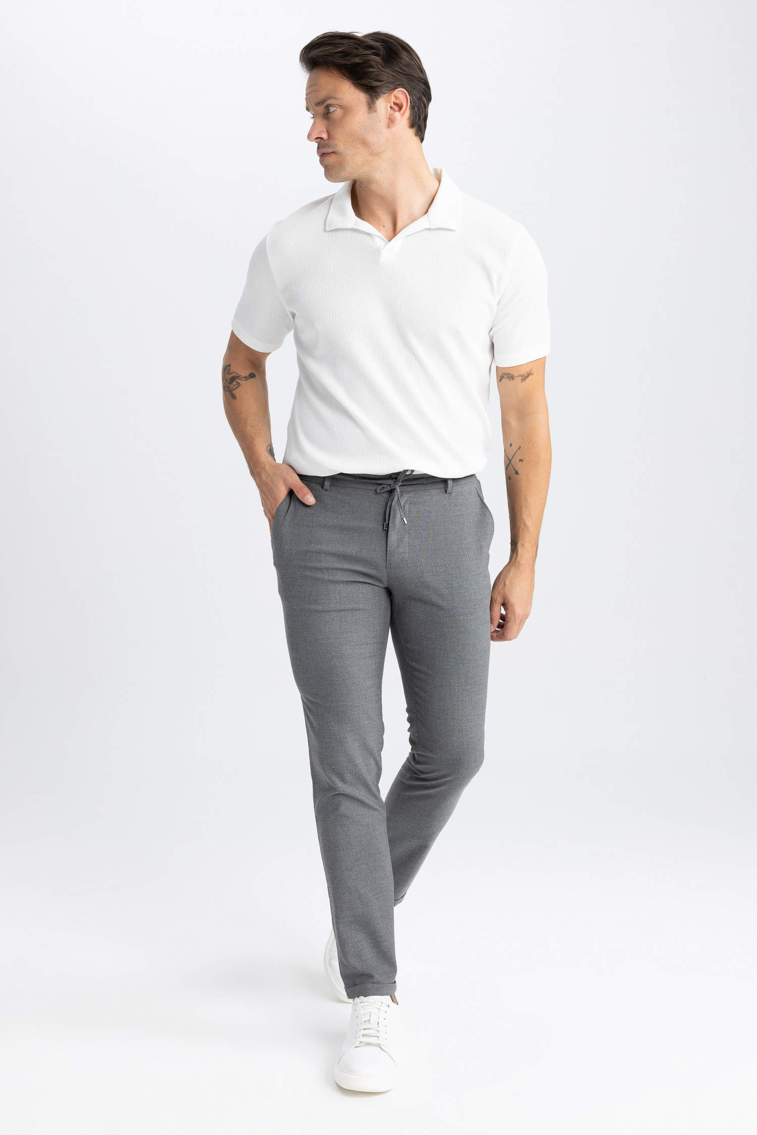 Grey MEN Jogger Fit Ankle Trousers 2378397 | DeFacto