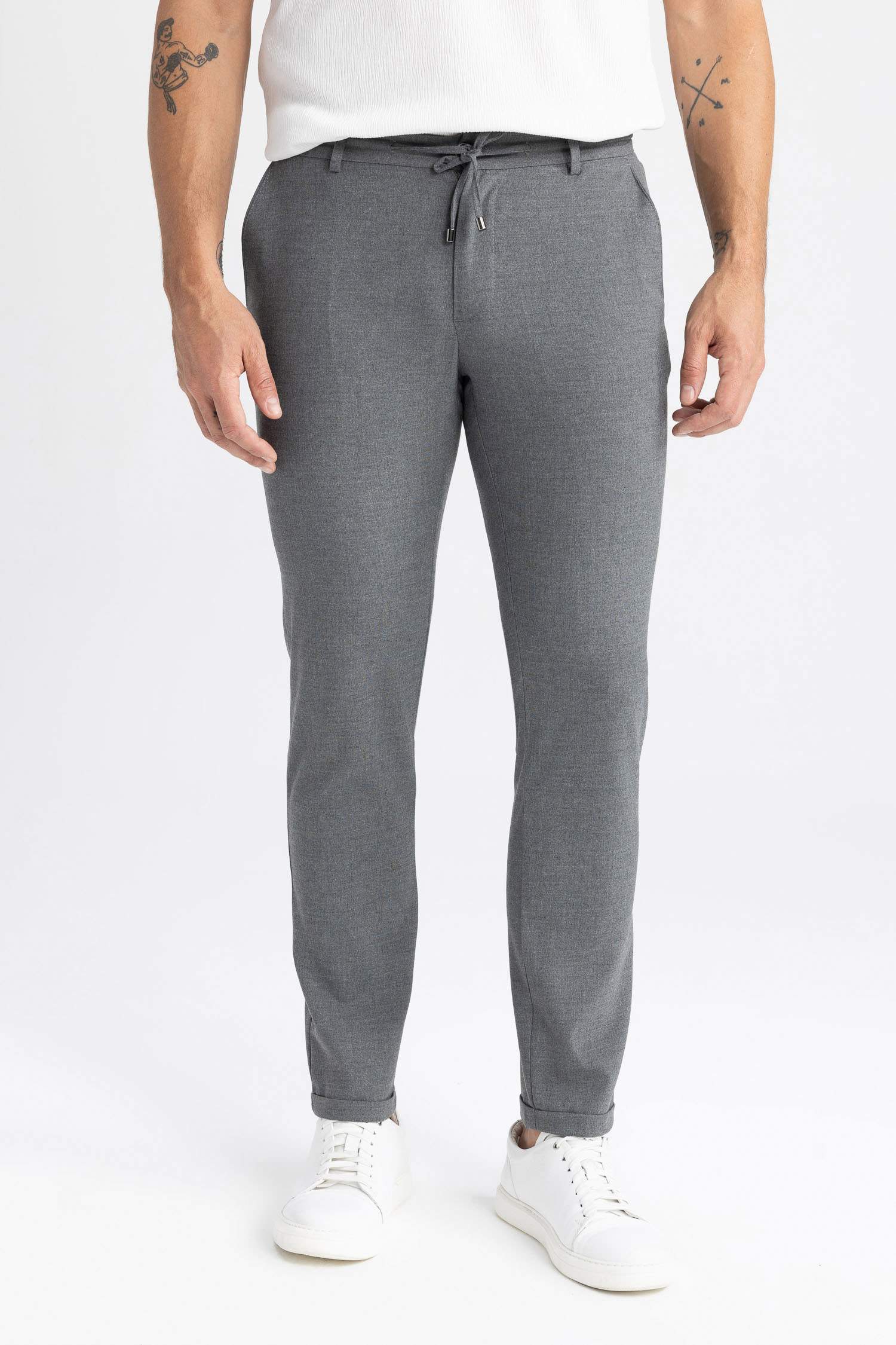 Grey MEN Jogger Fit Ankle Trousers 2378397 DeFacto