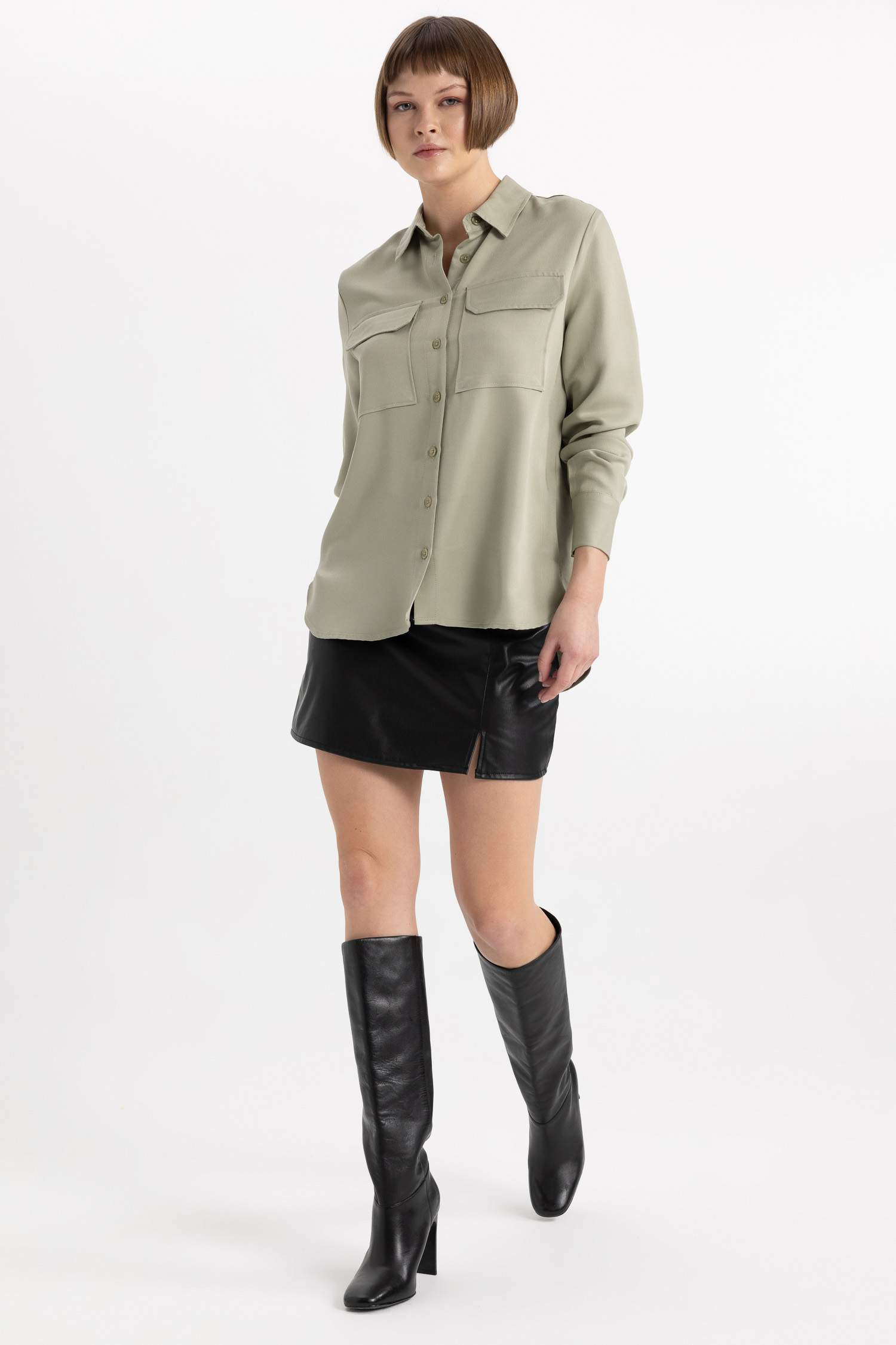 Regular Fit Dokulu Uzun Kollu Gömlek