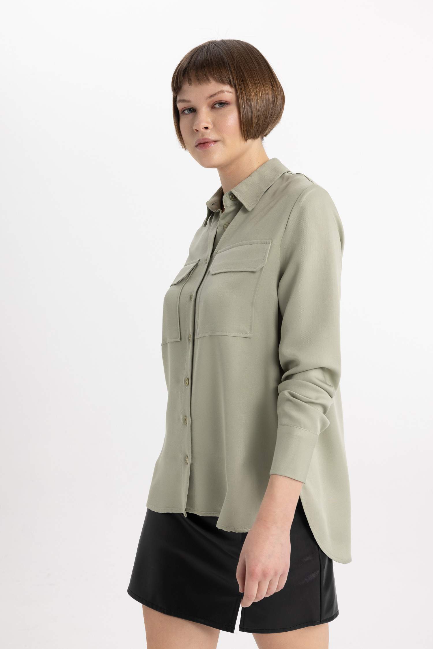 Regular Fit Dokulu Uzun Kollu Gömlek