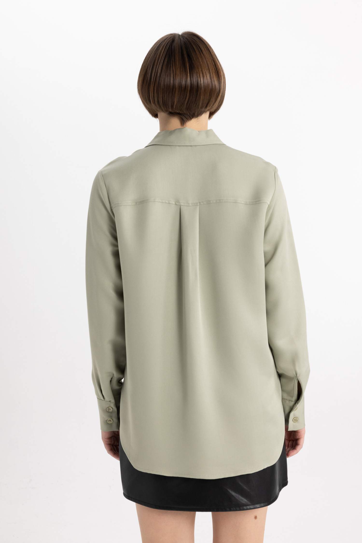 Regular Fit Dokulu Uzun Kollu Gömlek