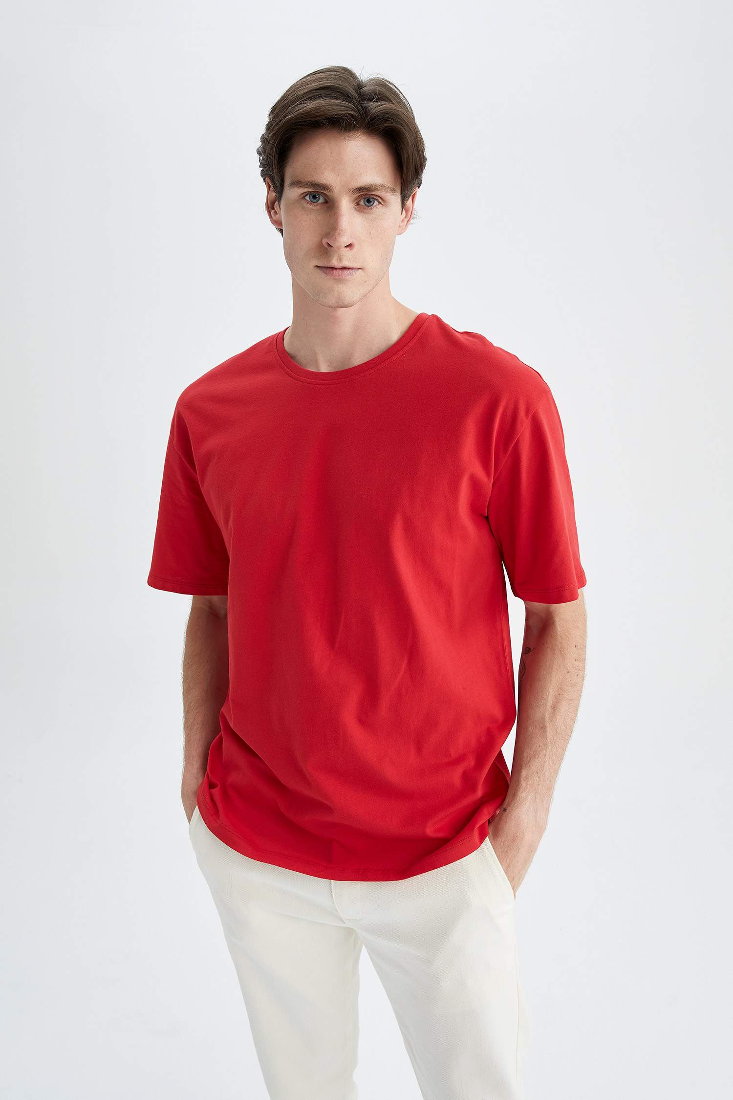 Red MAN Oversize Fit Crew Neck TShirt 2641207 DeFacto