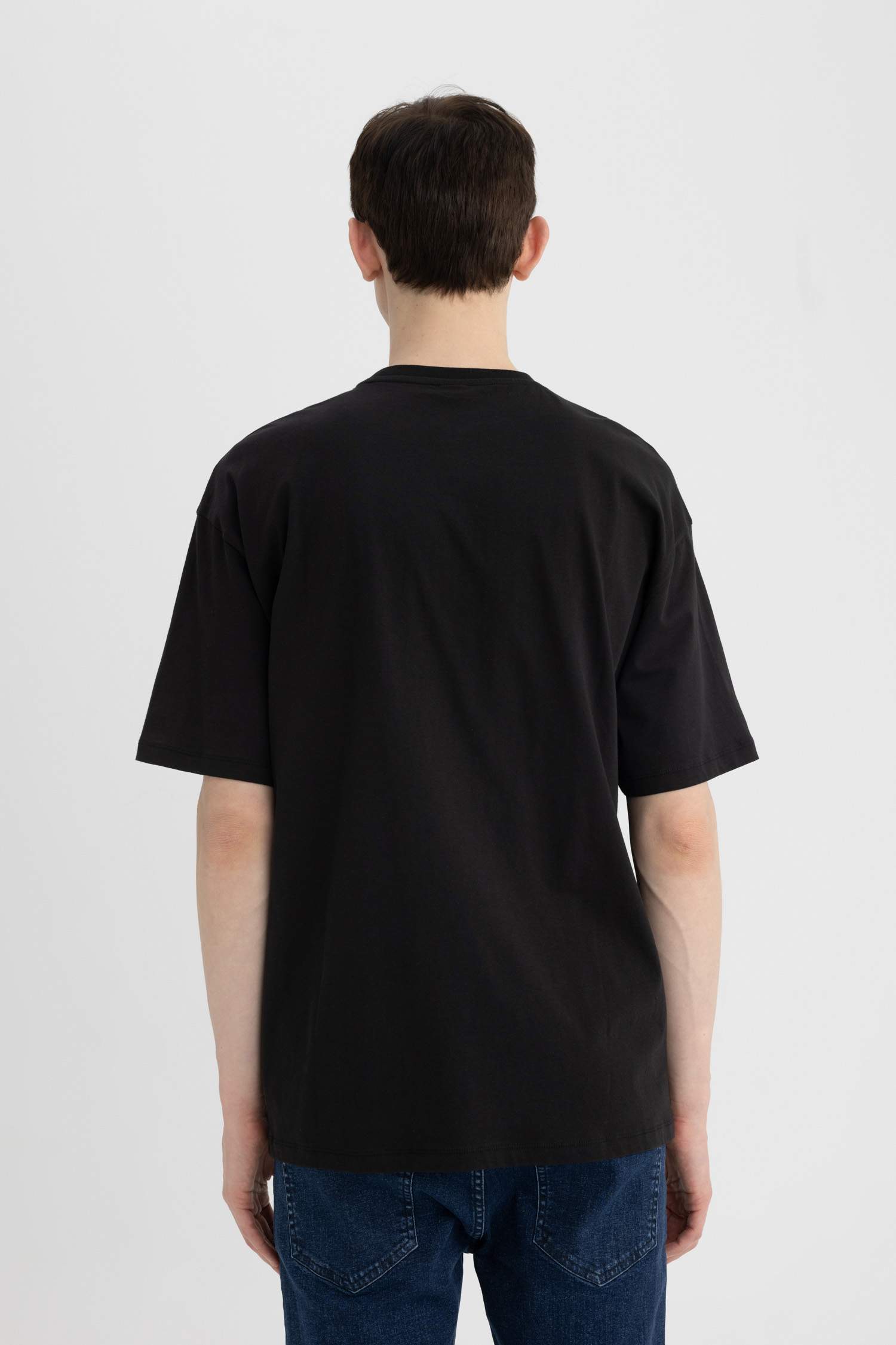 Oversize Fit Crew Neck Short Sleeve Cotton T-Shirt