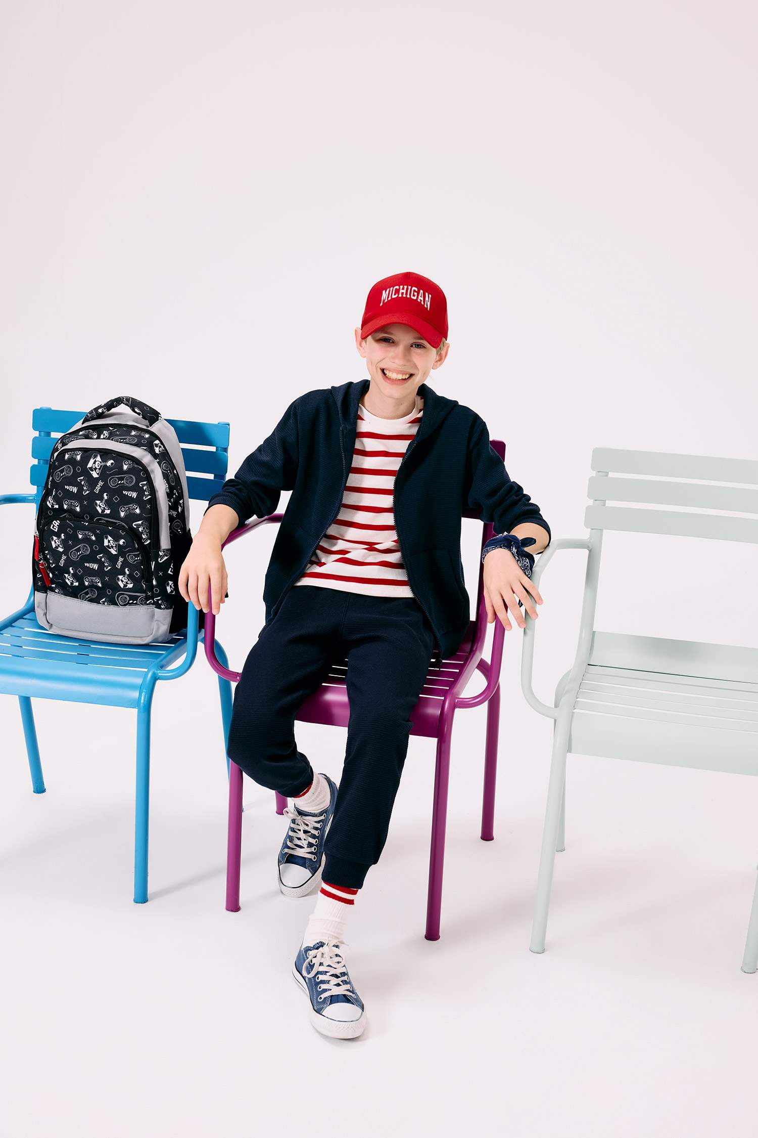 Boy Hooded Zippered Sweatshirt