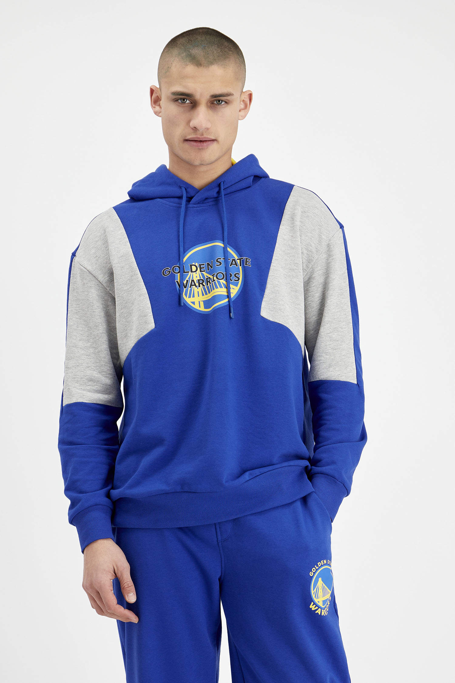 Defacto NBA Lisanslı Oversize Unisex Kapüşonlu Sweatshirt. 1