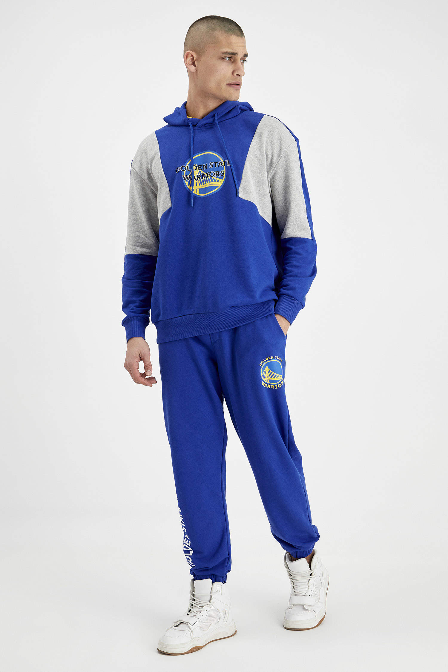 Defacto NBA Lisanslı Oversize Unisex Kapüşonlu Sweatshirt. 2