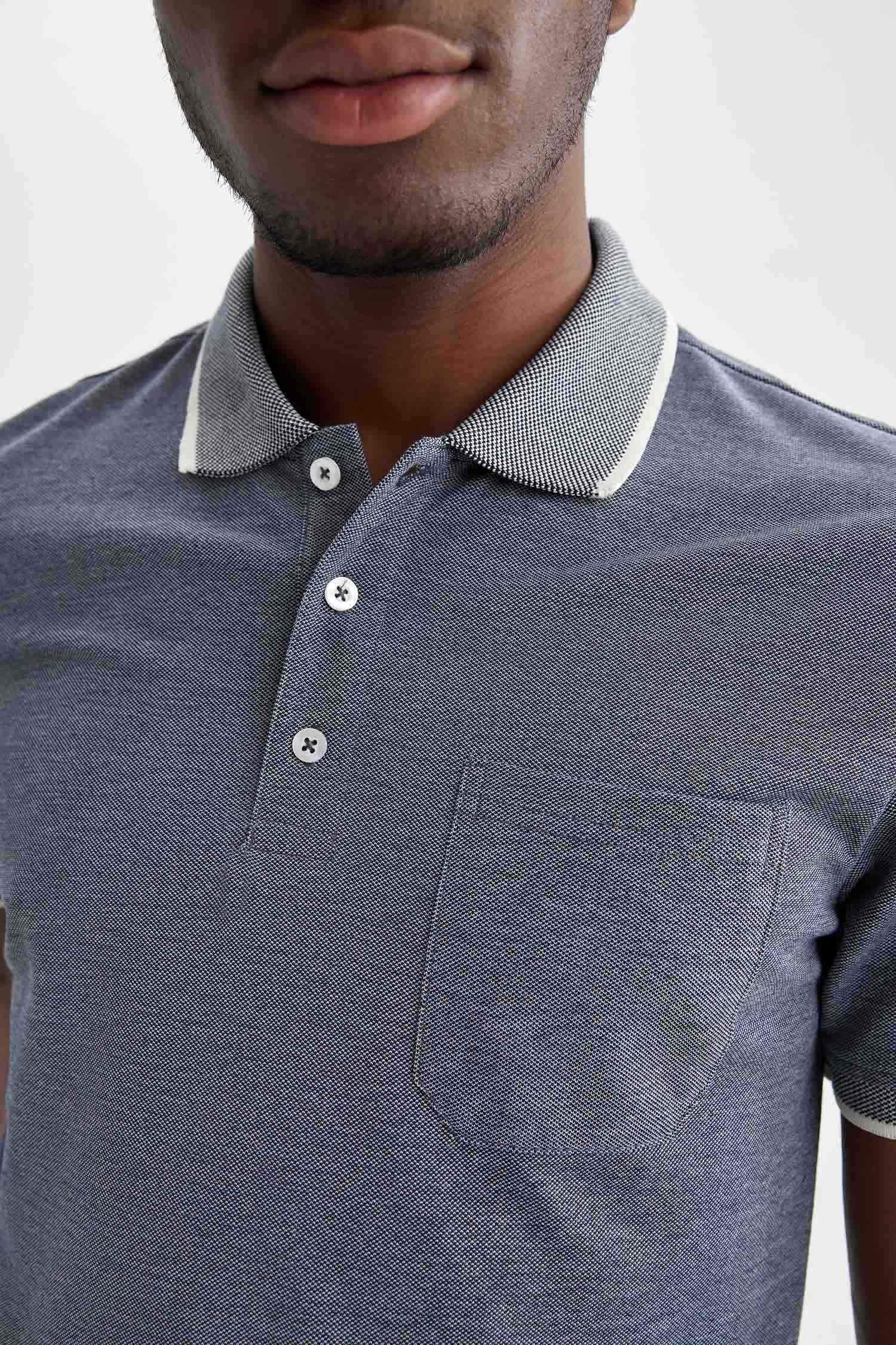 Футболка-поло стандартного кроя с поло воротником для мужчин