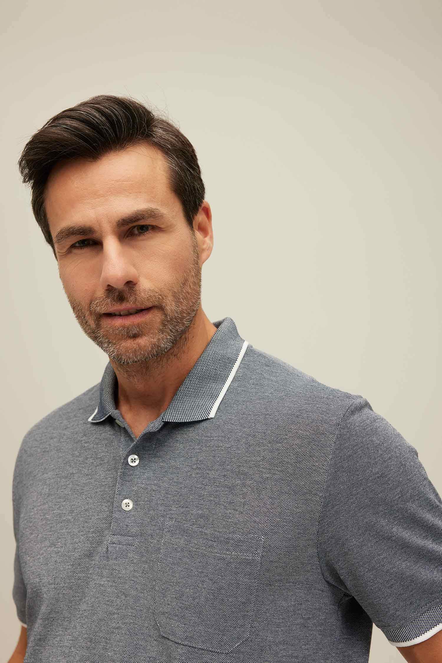 Футболка-поло стандартного кроя