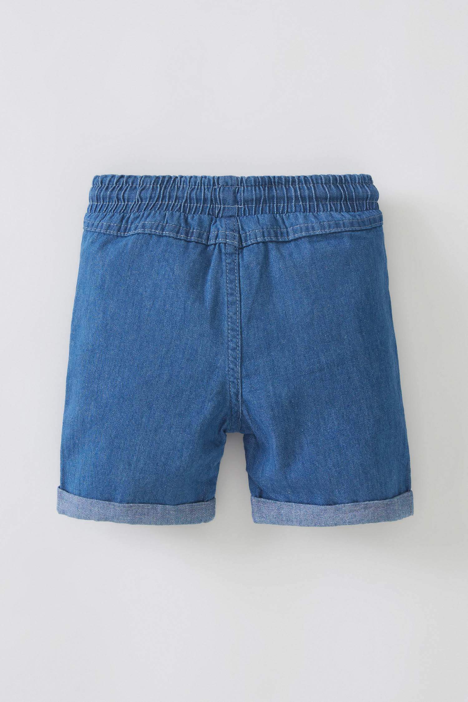 flexible jean shorts