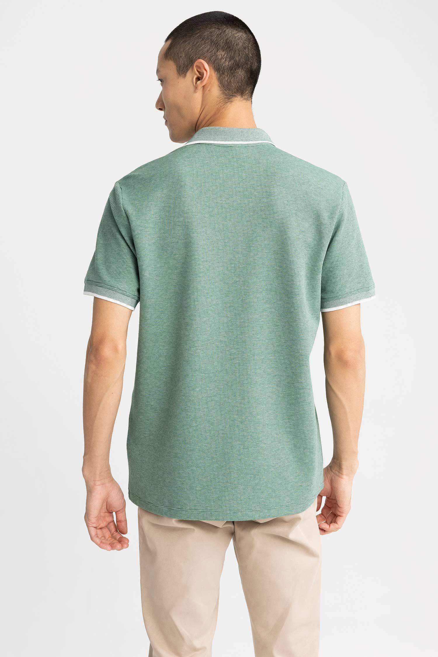 Футболка поло стандартного кроя