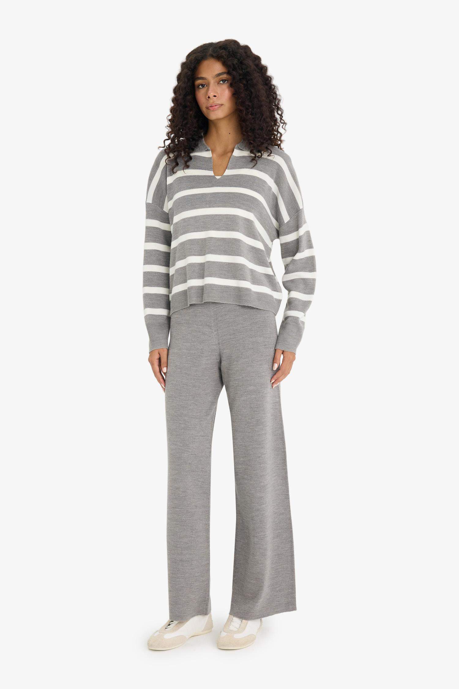 Pantalon évasé en tricot à taille élastique