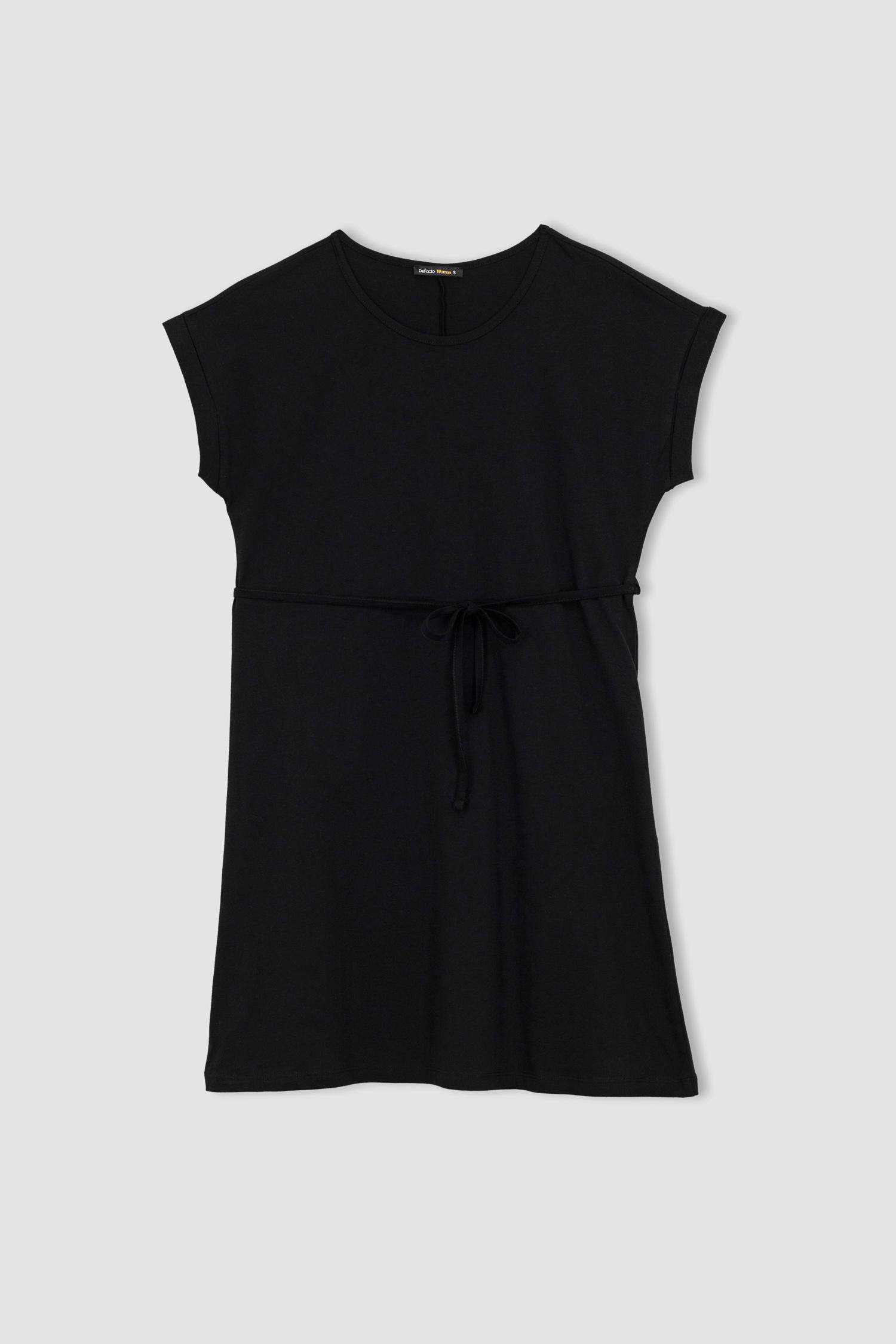A Cut Crew Neck Mini Short Sleeve Dress