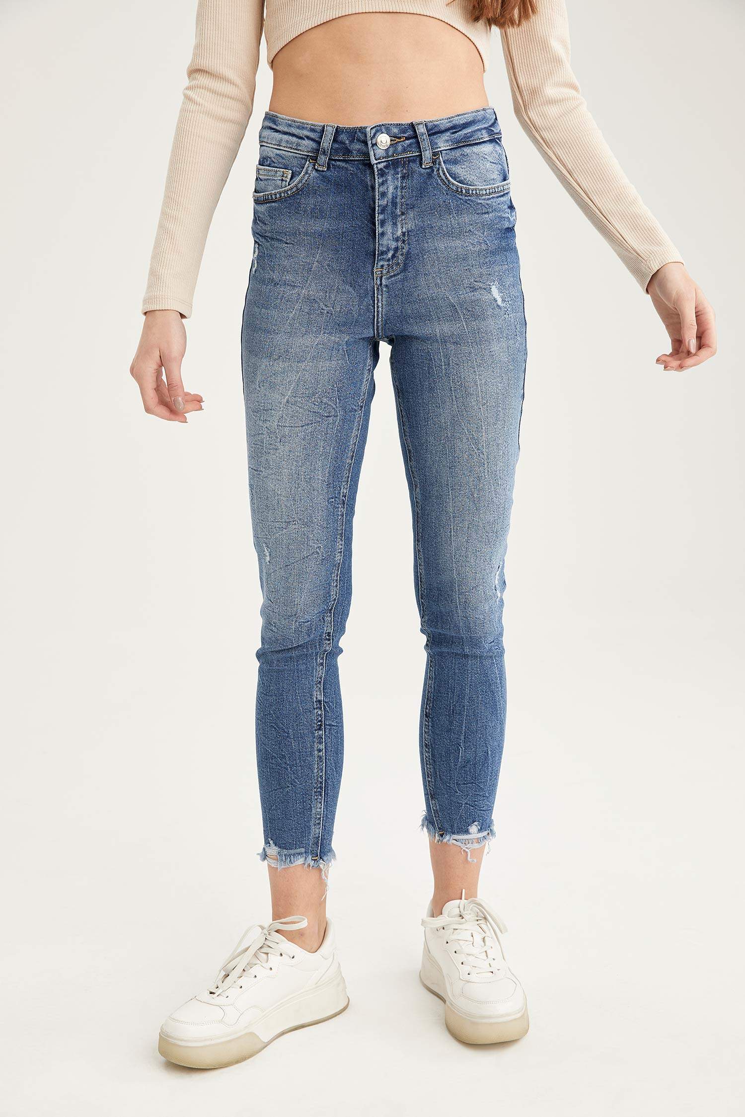 Defacto Vintage Skinny Yüksek Bel Jean Pantolon. 2