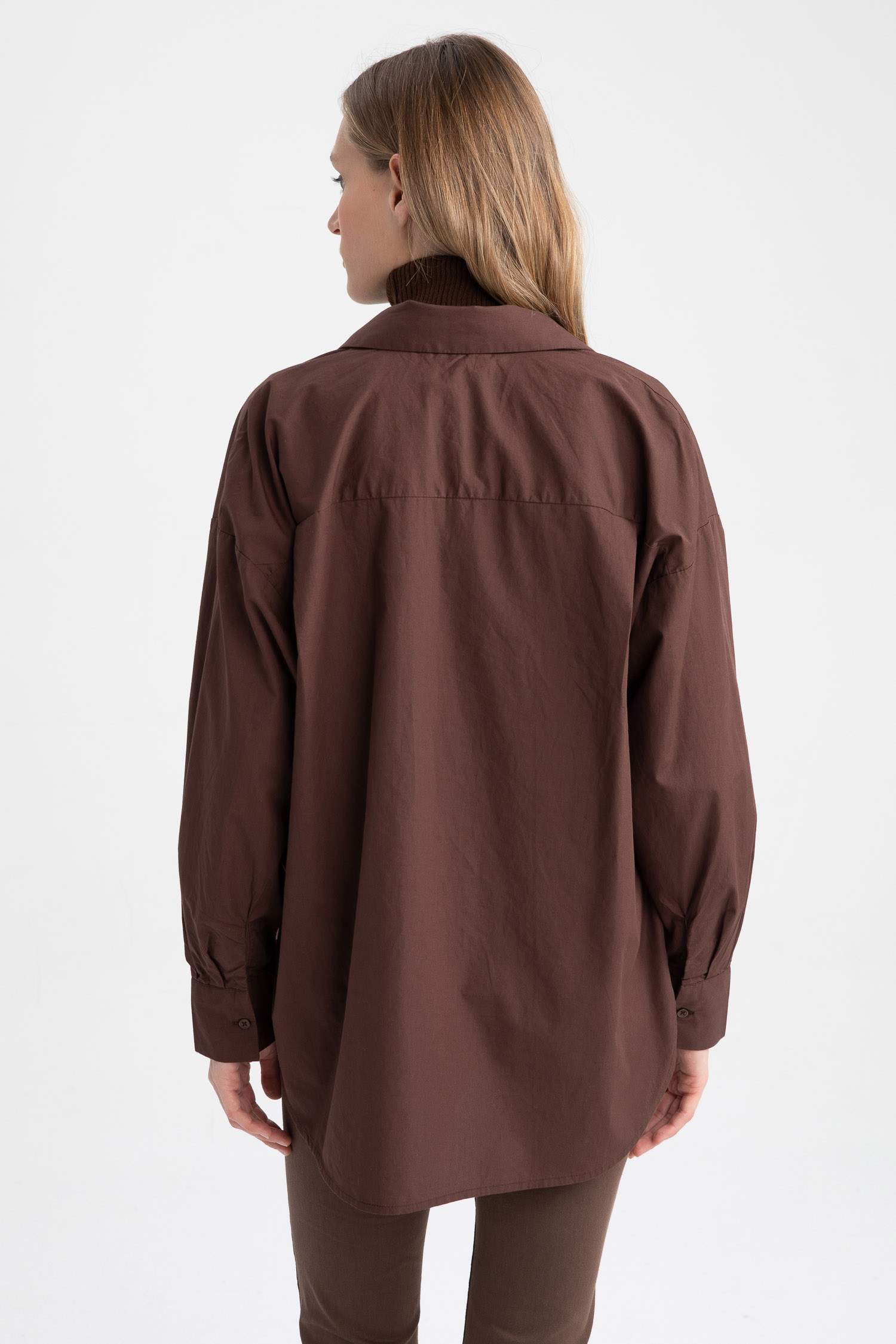 Базовая рубашка оверсайз из хлопка