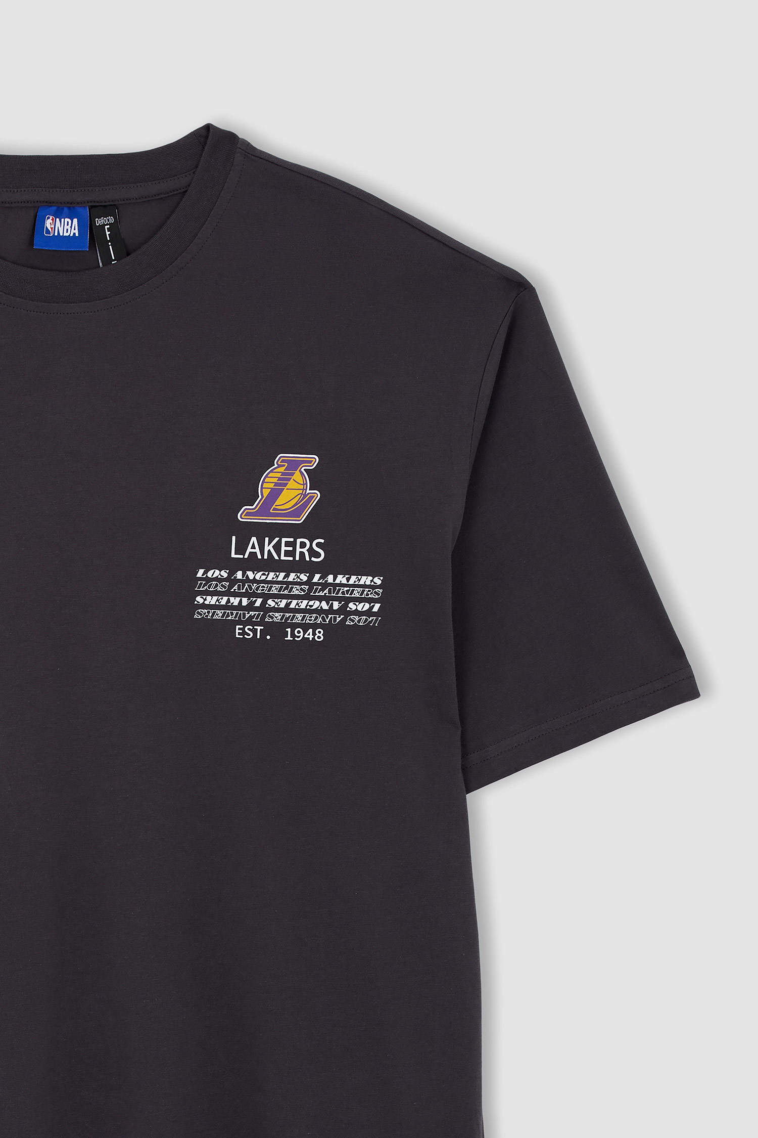 Defacto Fit NBA Los Angeles Lakers Oversize Fit Tişört. 8