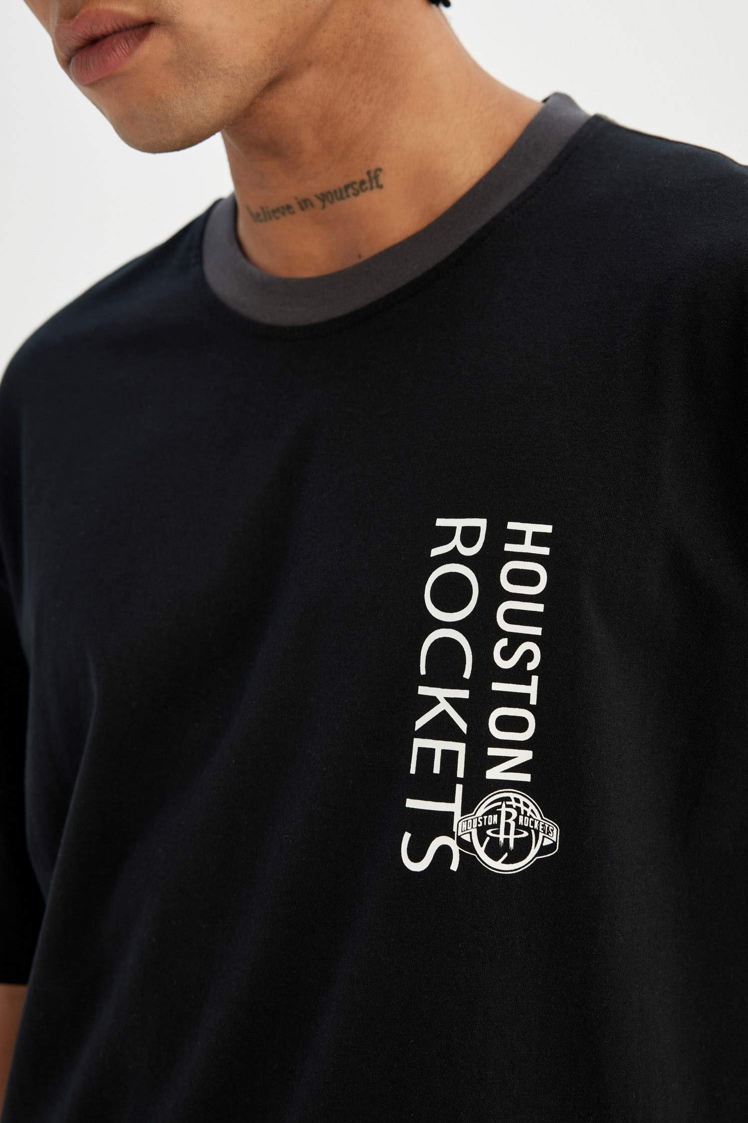 DeFactoFit NBA Houston Rockets Oversize Fit Printed T-Shirt