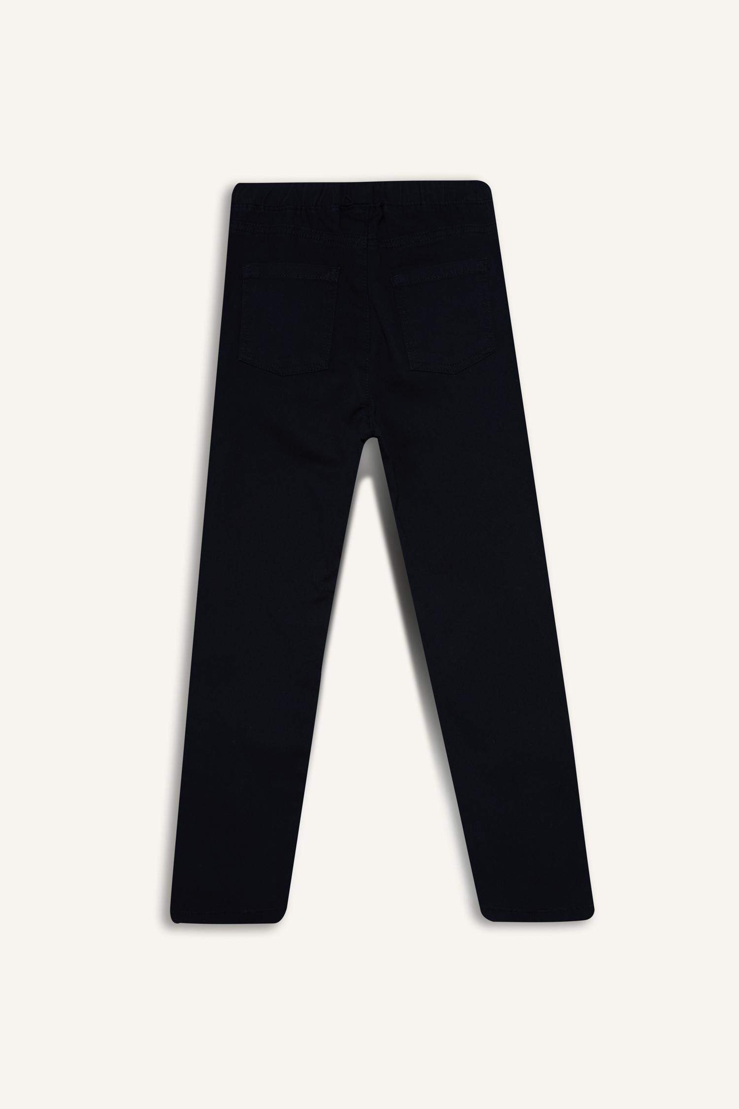 سروال جبردين قصة عادية برجل عادي