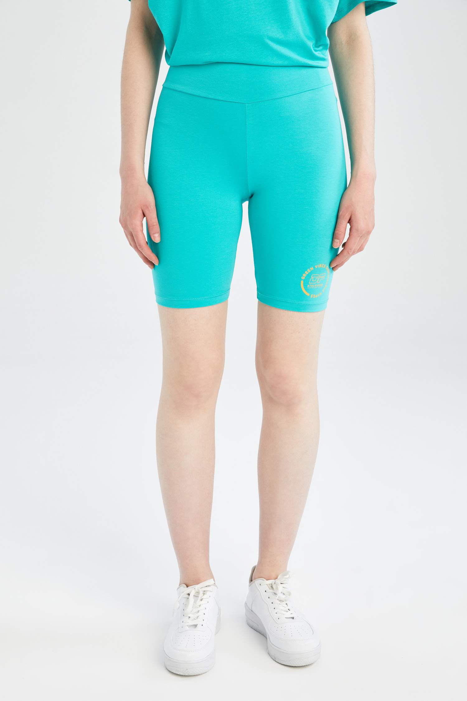 كولون من ديفاكتو فيت بقصة ضيقة مستدام