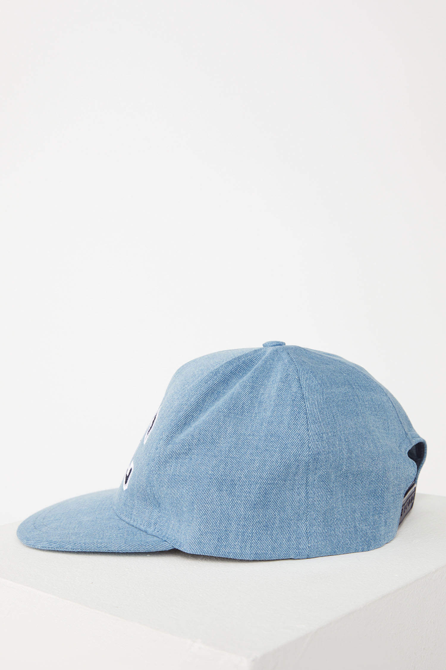 Defacto İşlemeli Cap Şapka. 1
