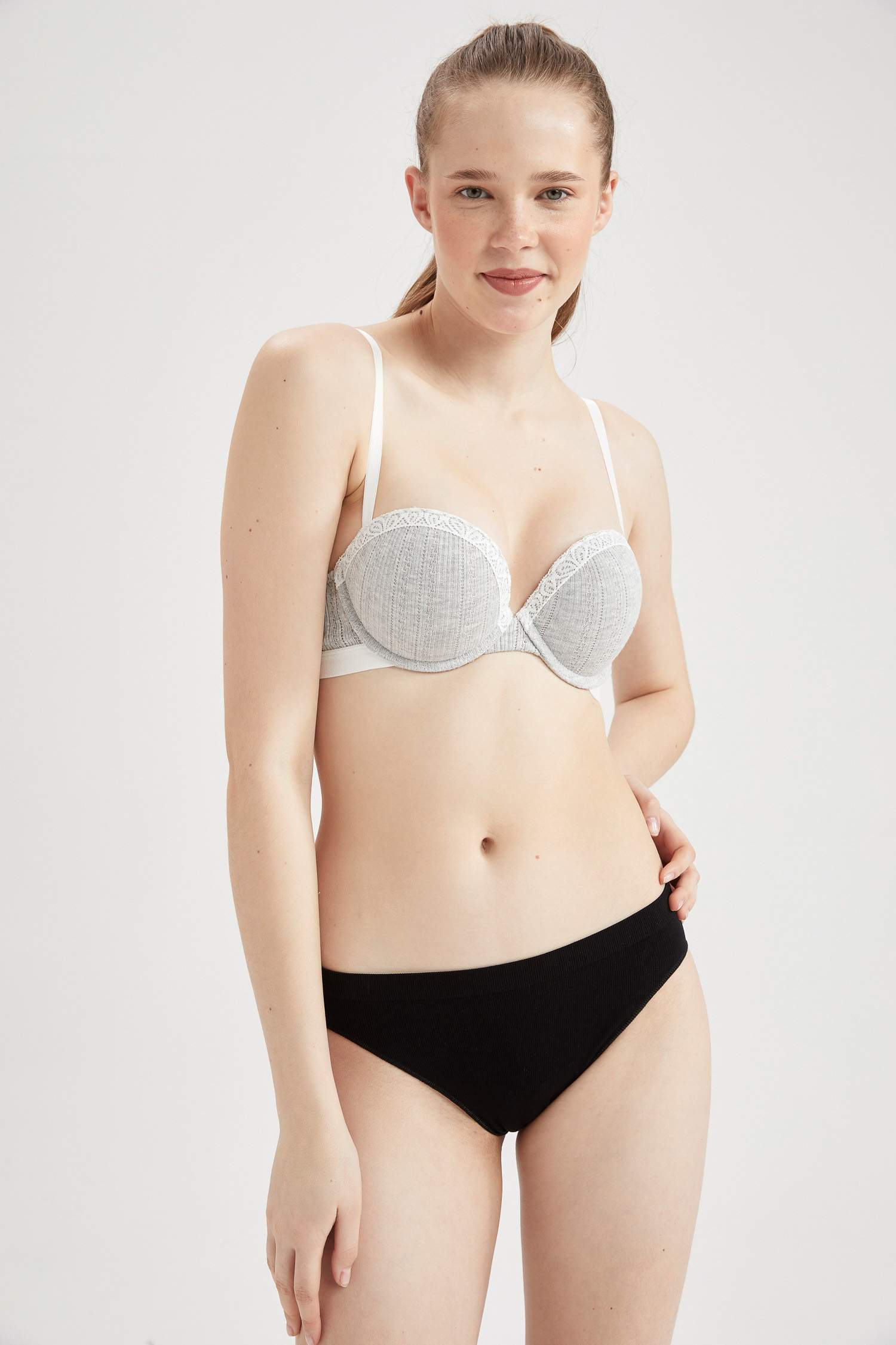 Push Up Lace Detail Bra