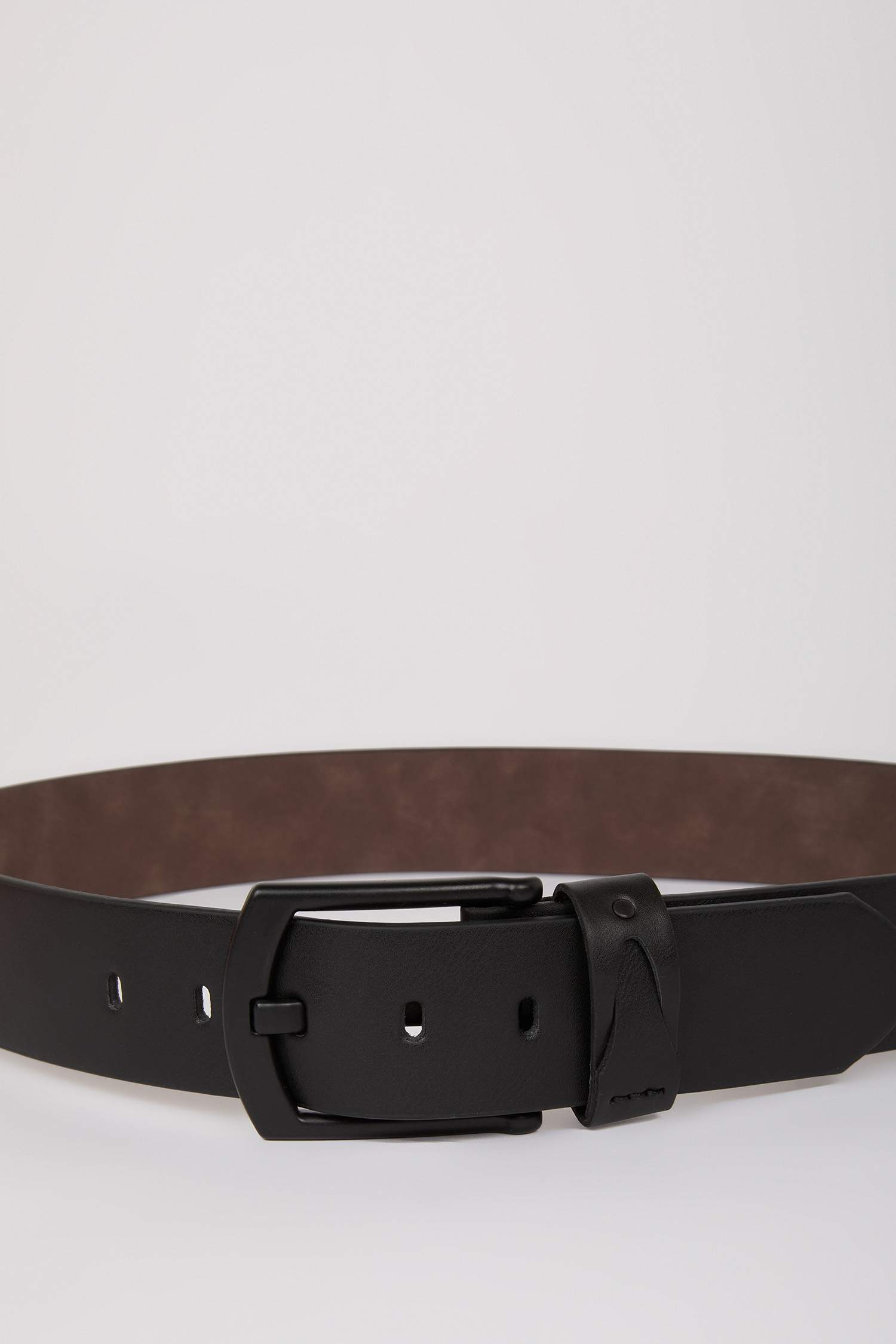 حزام رجالي جلد صناعي بمشبك مستطيل