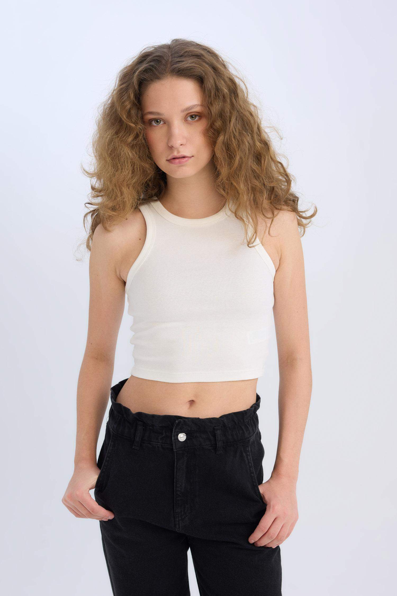 ديباردور مضلع سليم فيت بياقة هالتر