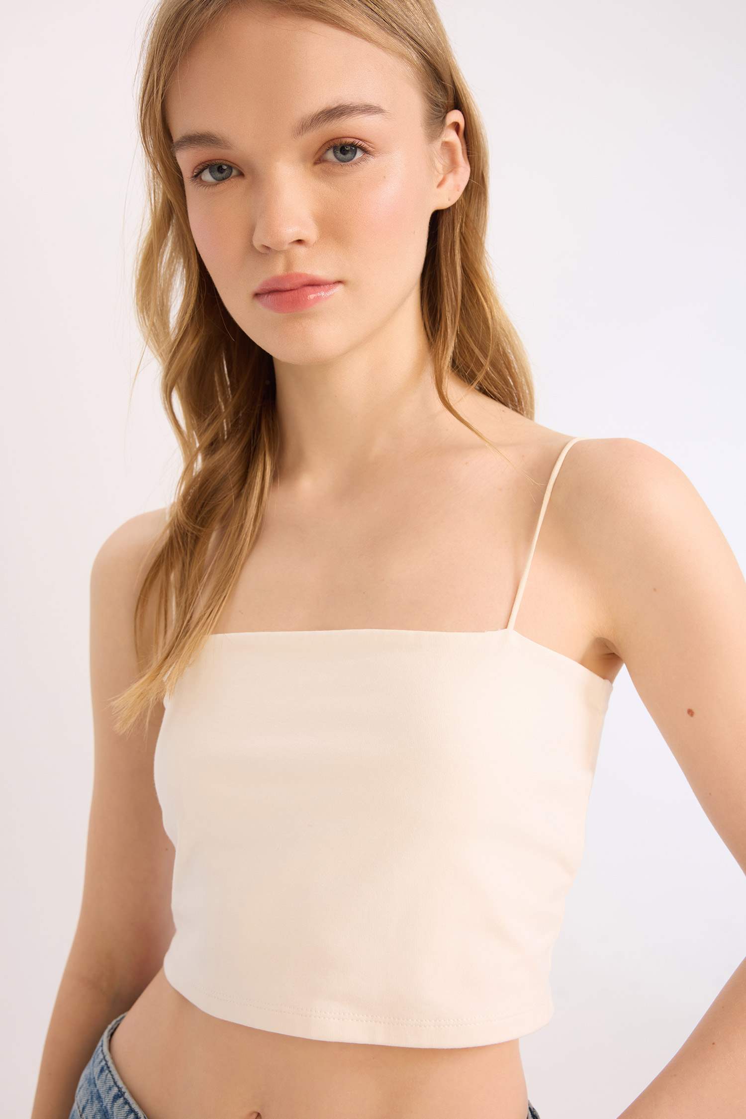 Coool Fitted İp Askılı Pamuklu Crop Basic Düz Atlet