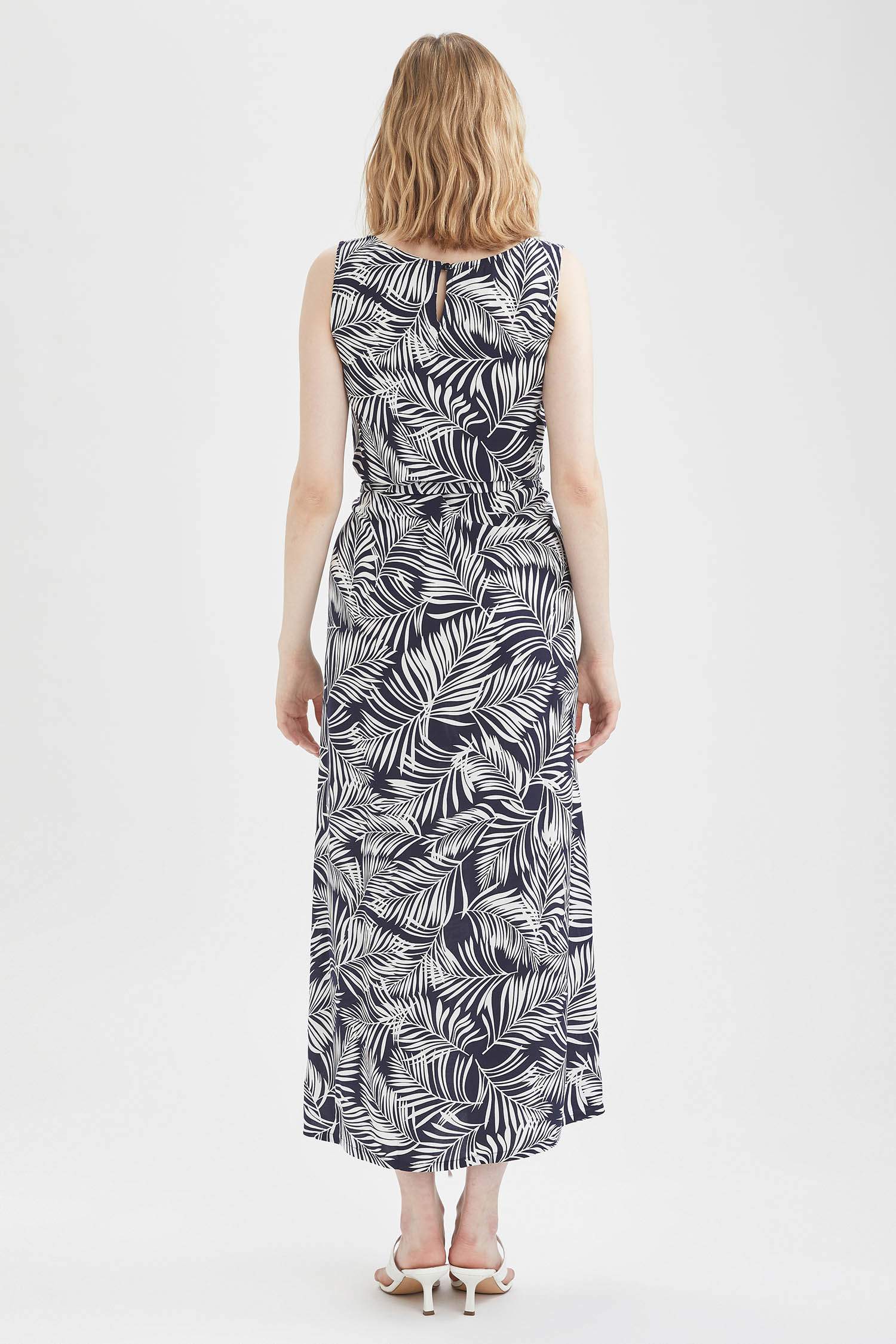 Defacto Tropik Desenli Bisiklet Yaka Askılı Relax Fit Maxi Elbise. 1