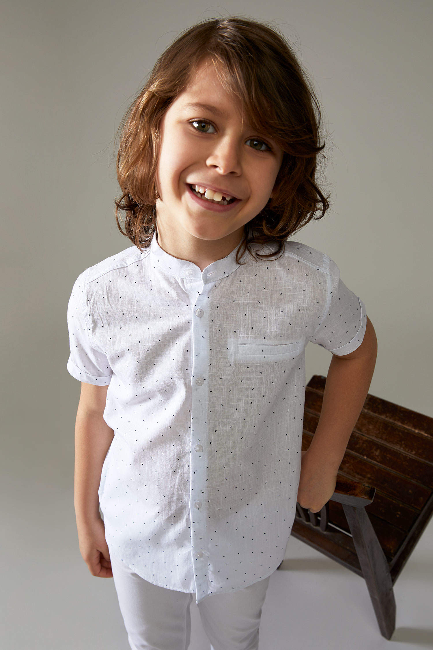 Erkek Çocuk Desenli Keten Görünümlü Kısa Kol Gömlek